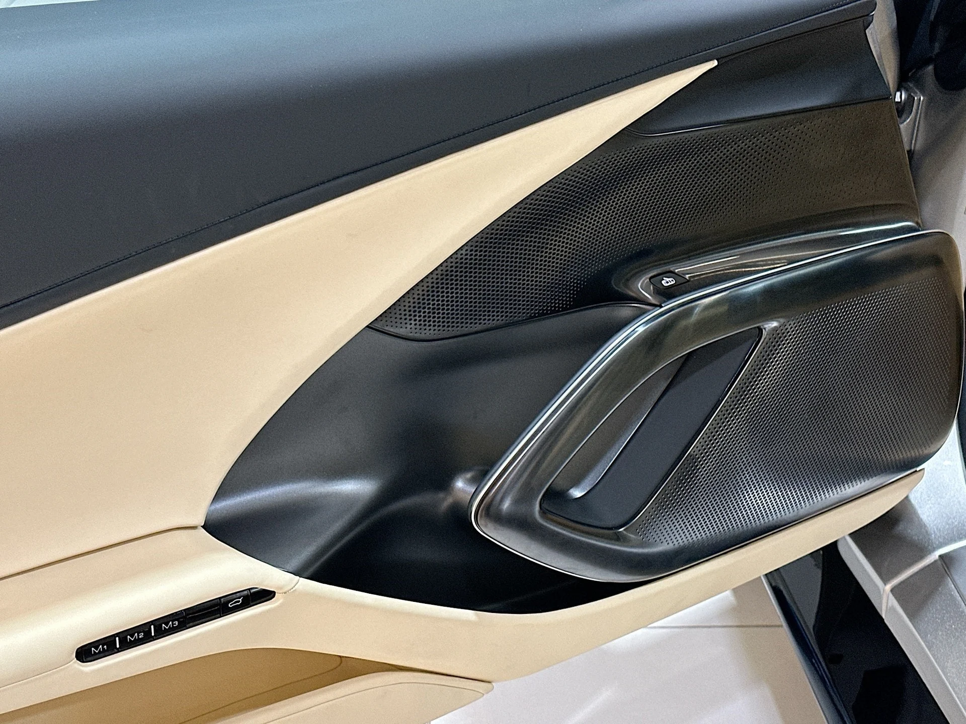 mph015_3852822372_16_b22d89b384