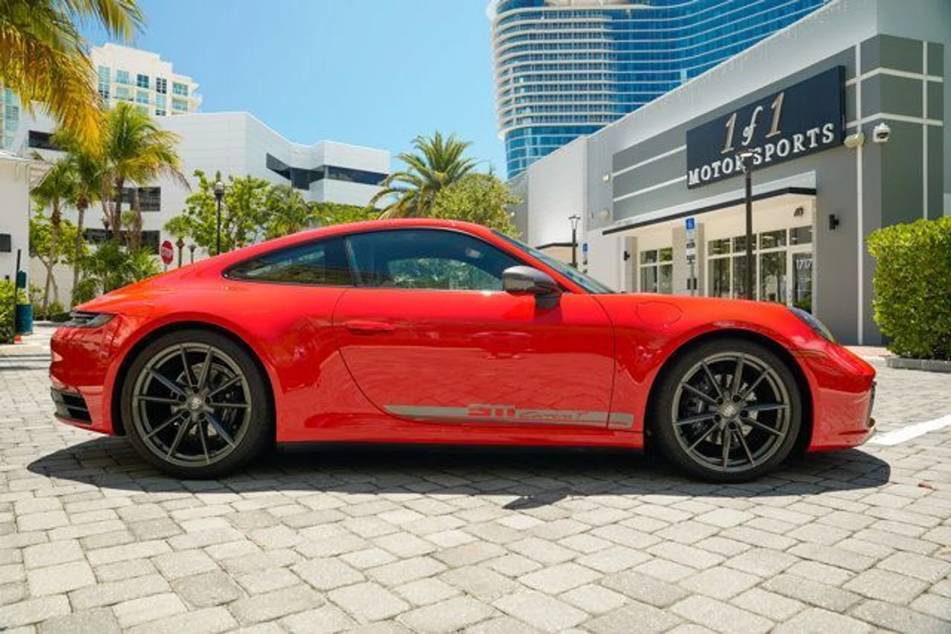 mph015_386057357_used_2024_porsche_911_carreratcoupe_14354_22898234_16_640_f886675e2c