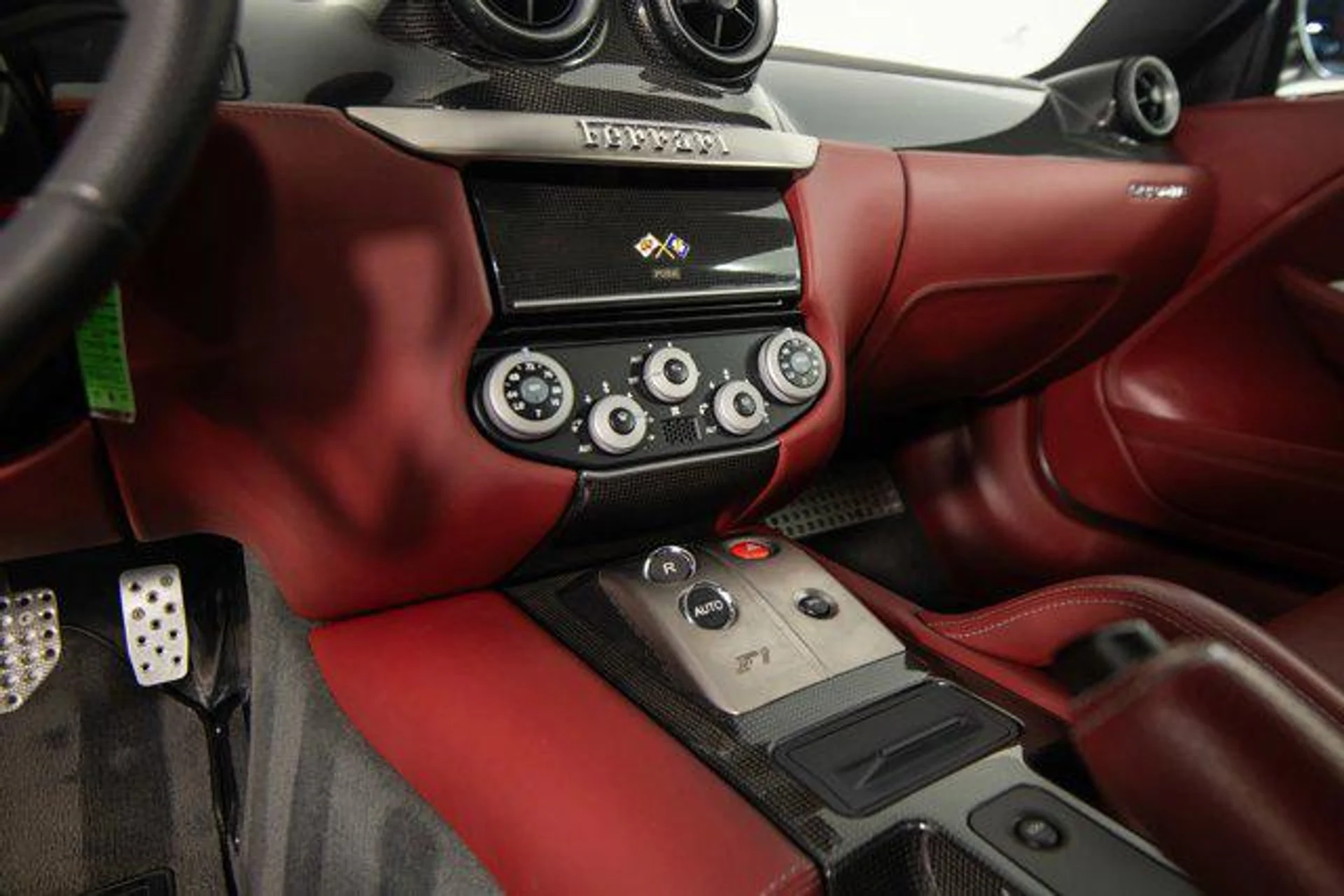 mph015_3864553949_n_Q1_H_Ti_LO_8aygg_Kg_C_Cjp_T_Wyo_Ee_UY_d83633227a