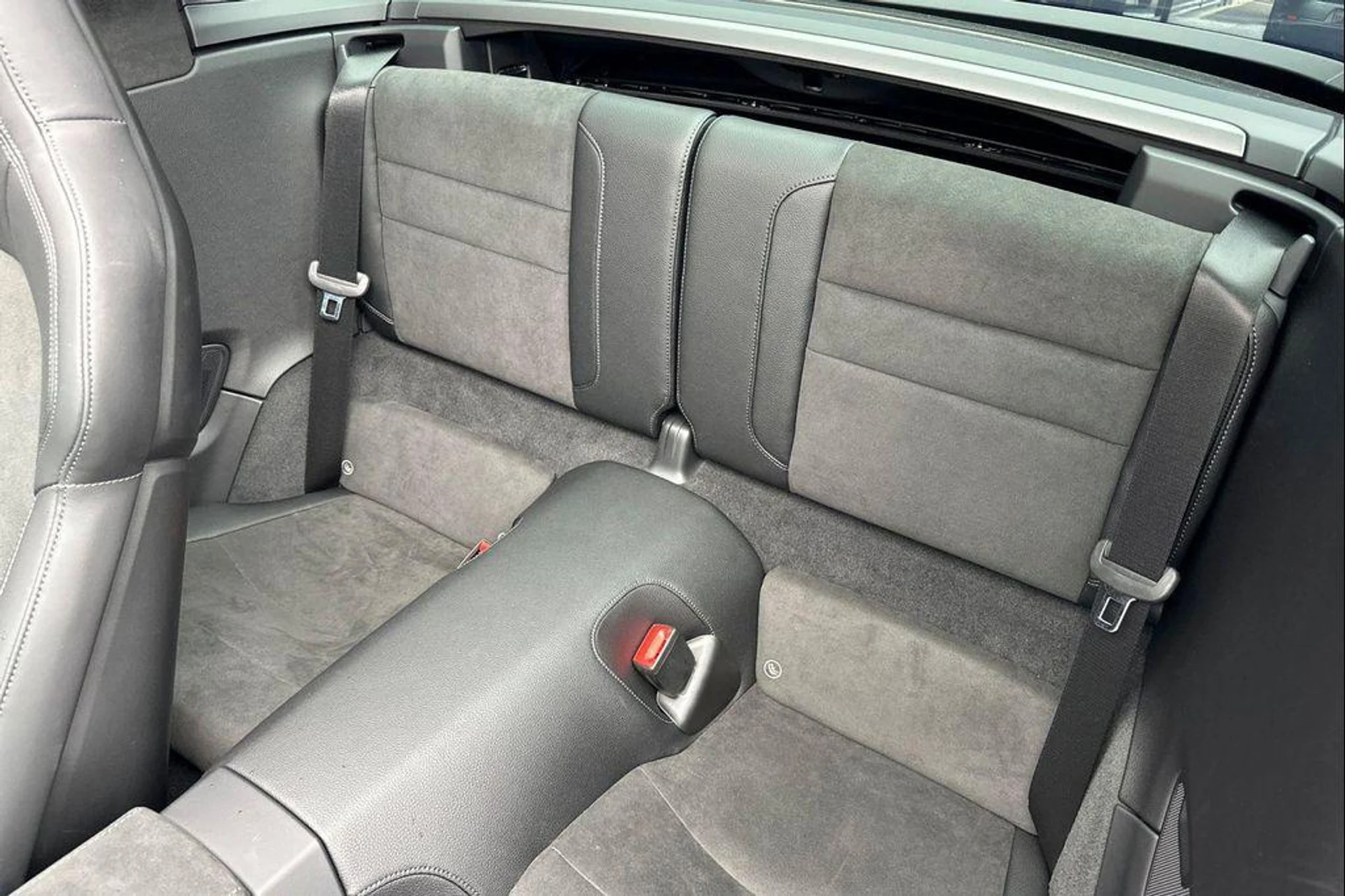 mph015_3869823888_F_Pdc_E_Qw_F_v_V_Tt_Dy_Bd_Mrdgr_Ua0_Lg_6b7f249a9d