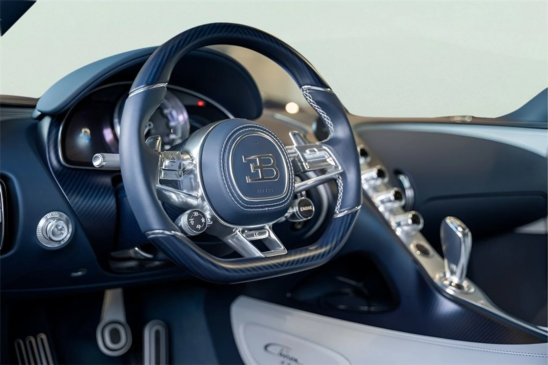 mph015_3876846411_image_16_10838b0047