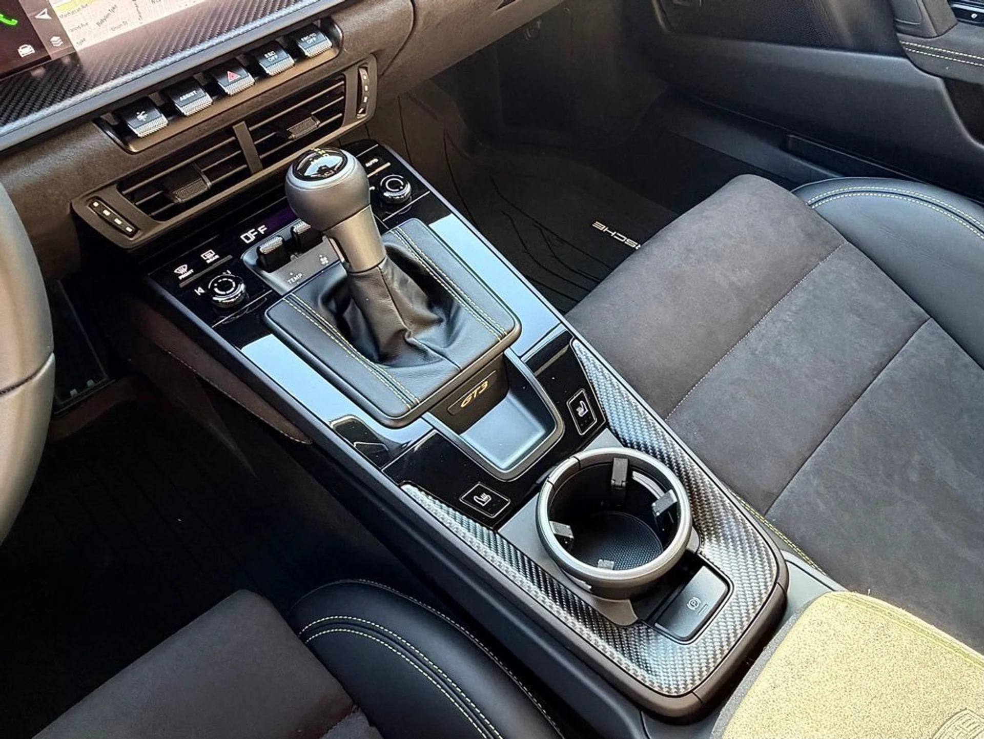 mph015_387791700_51543db143d8483b7d5f8eea94e1e8a2x_f813681a23