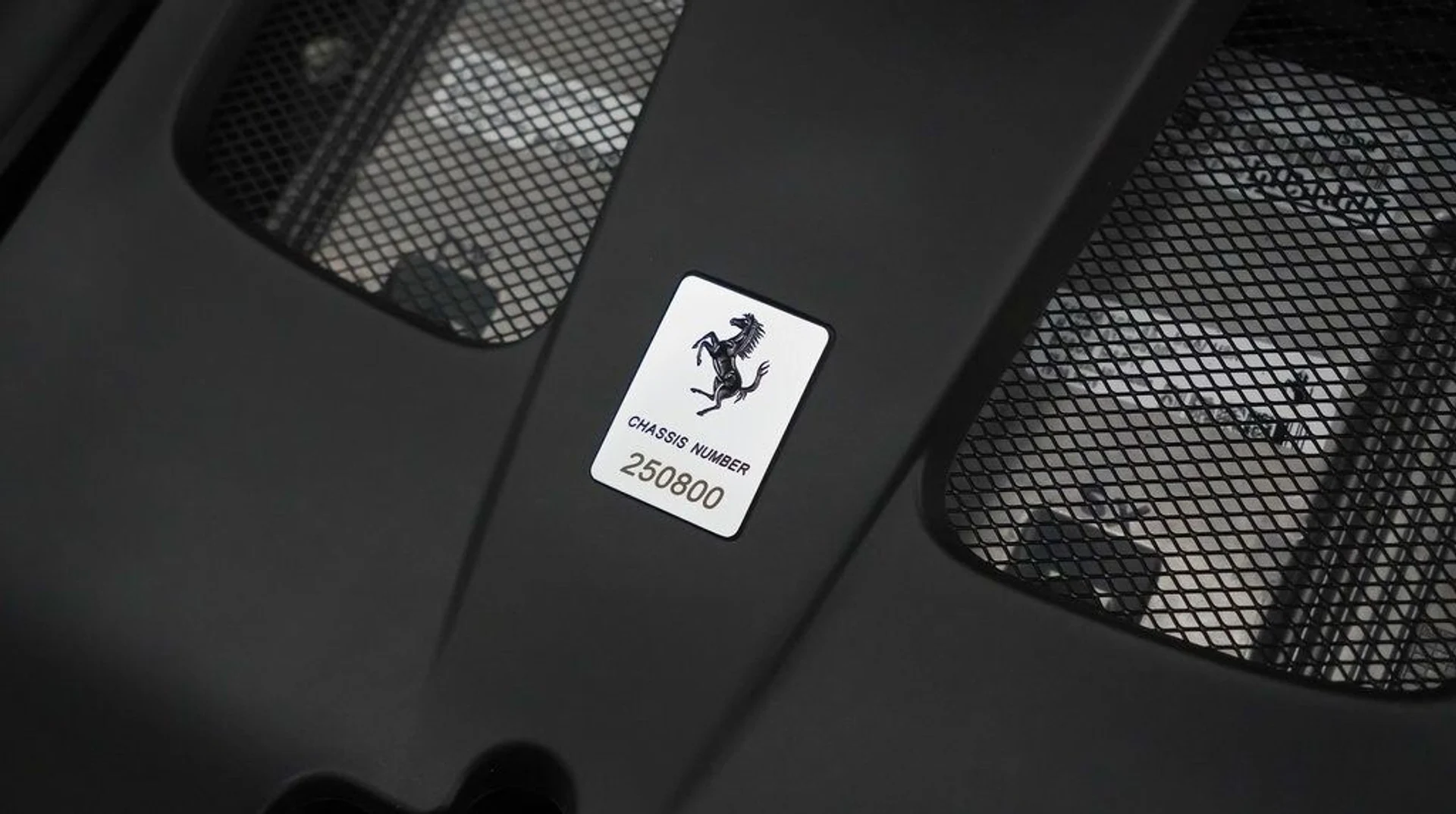 mph015_3881563819_01f517e5ac43684482e0eebc20d28069x_d87d392ab1