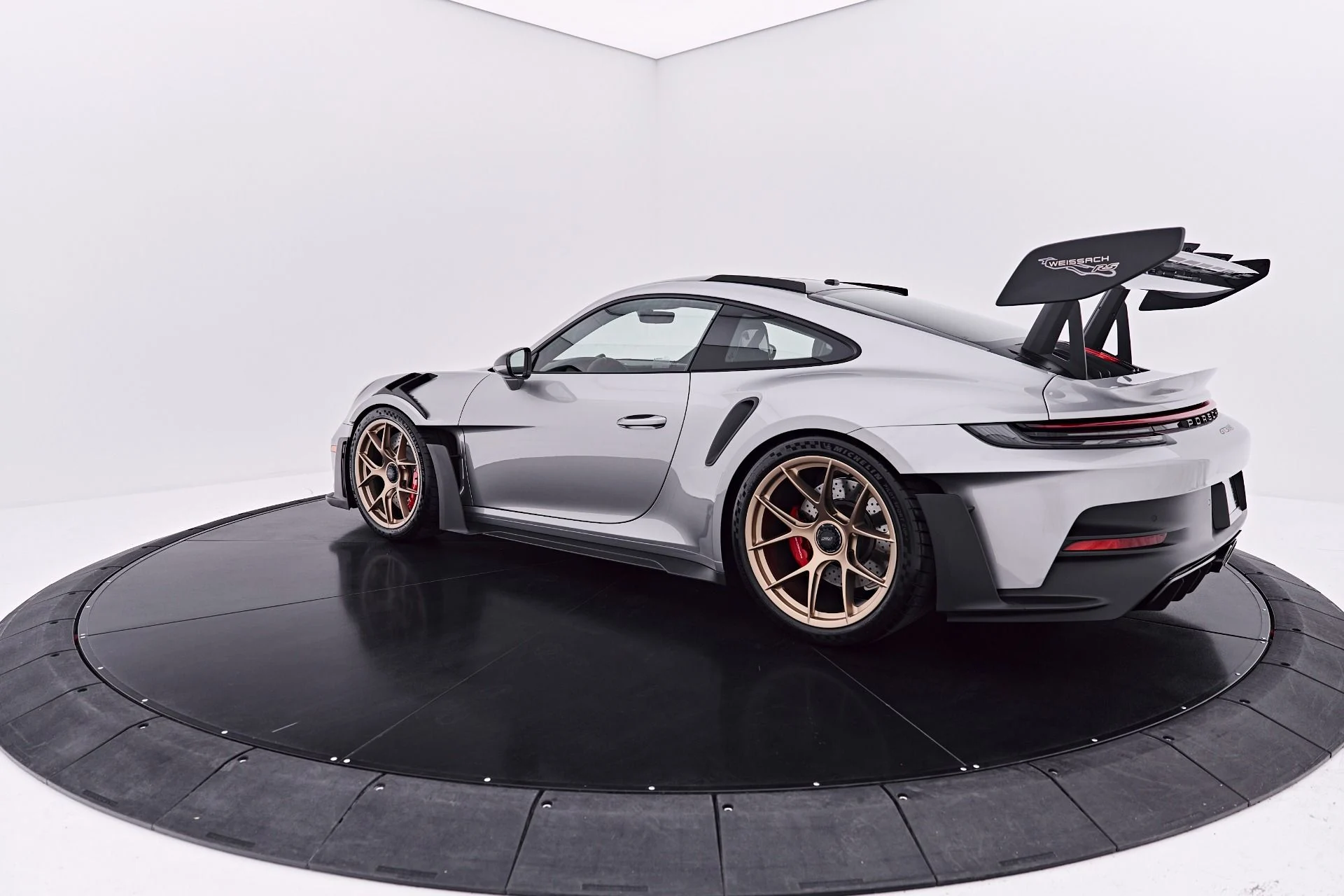 mph015_3883764286_Used_2025_Porsche_911_GT_3_RS_1785790990_45cb899c2d