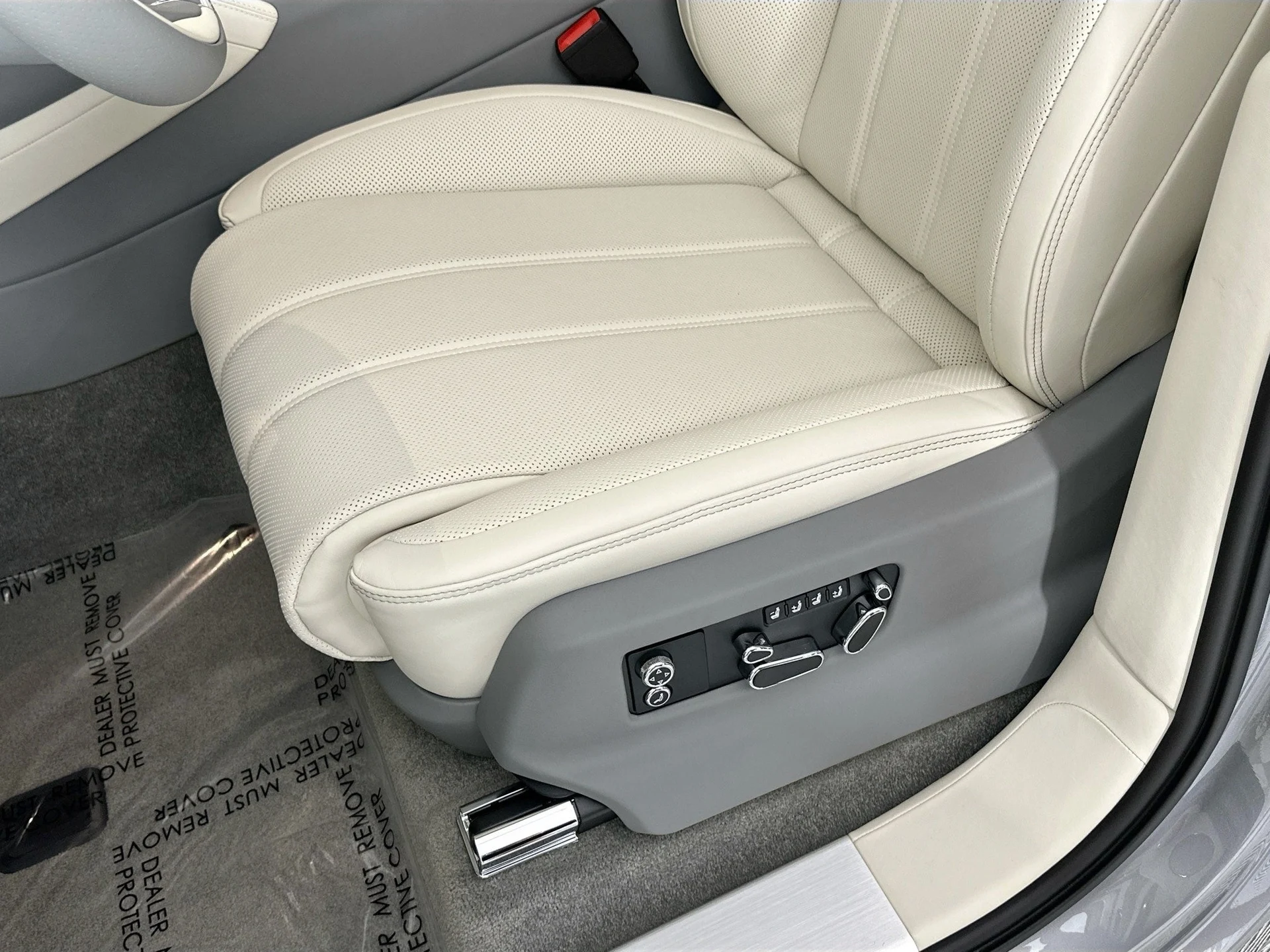 mph015_3891352888_16_f0560f1cda