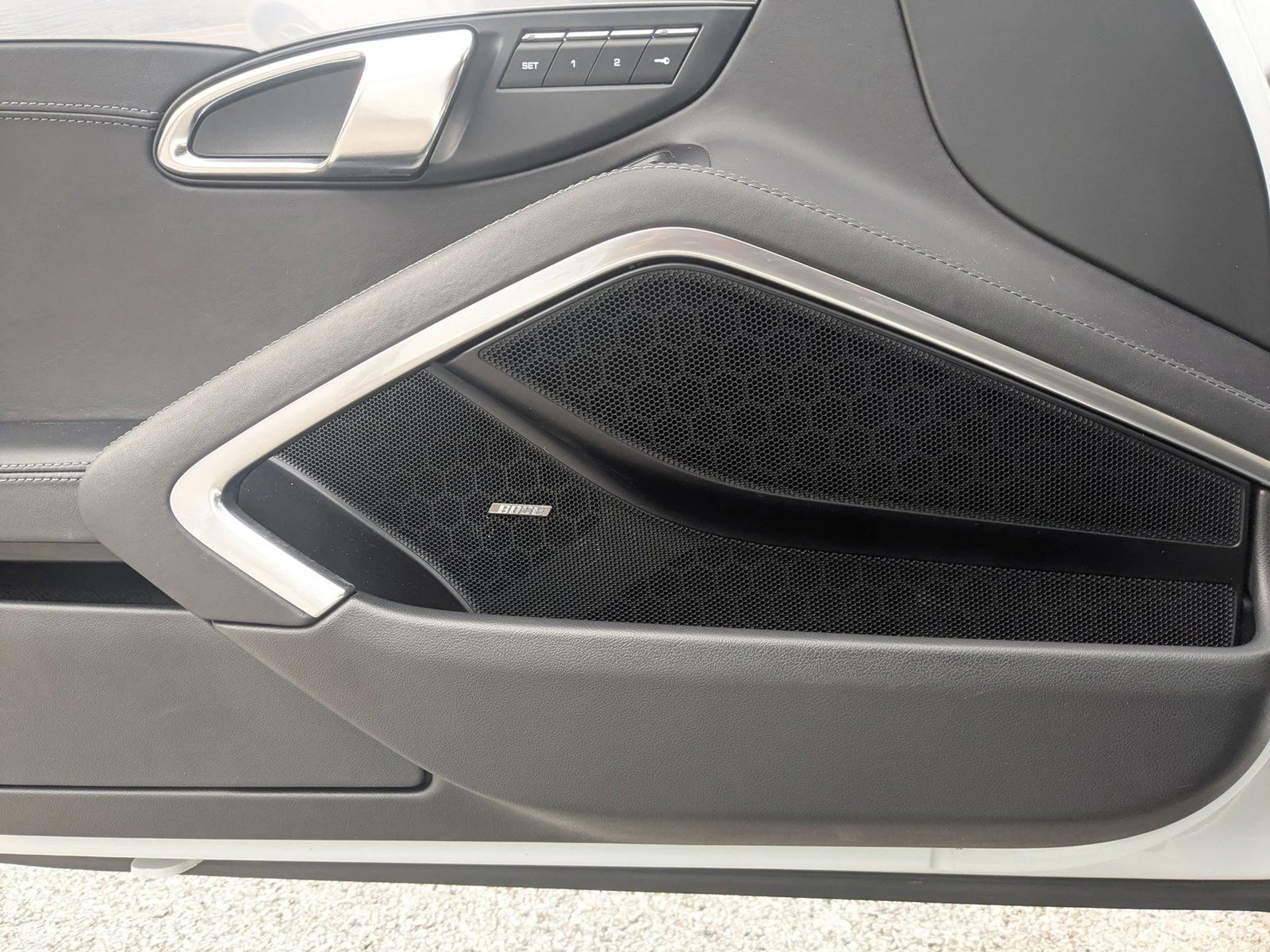 mph015_3896142704_67fe06c939dcd9c301c4b924883ae1bex_3a2f05df14