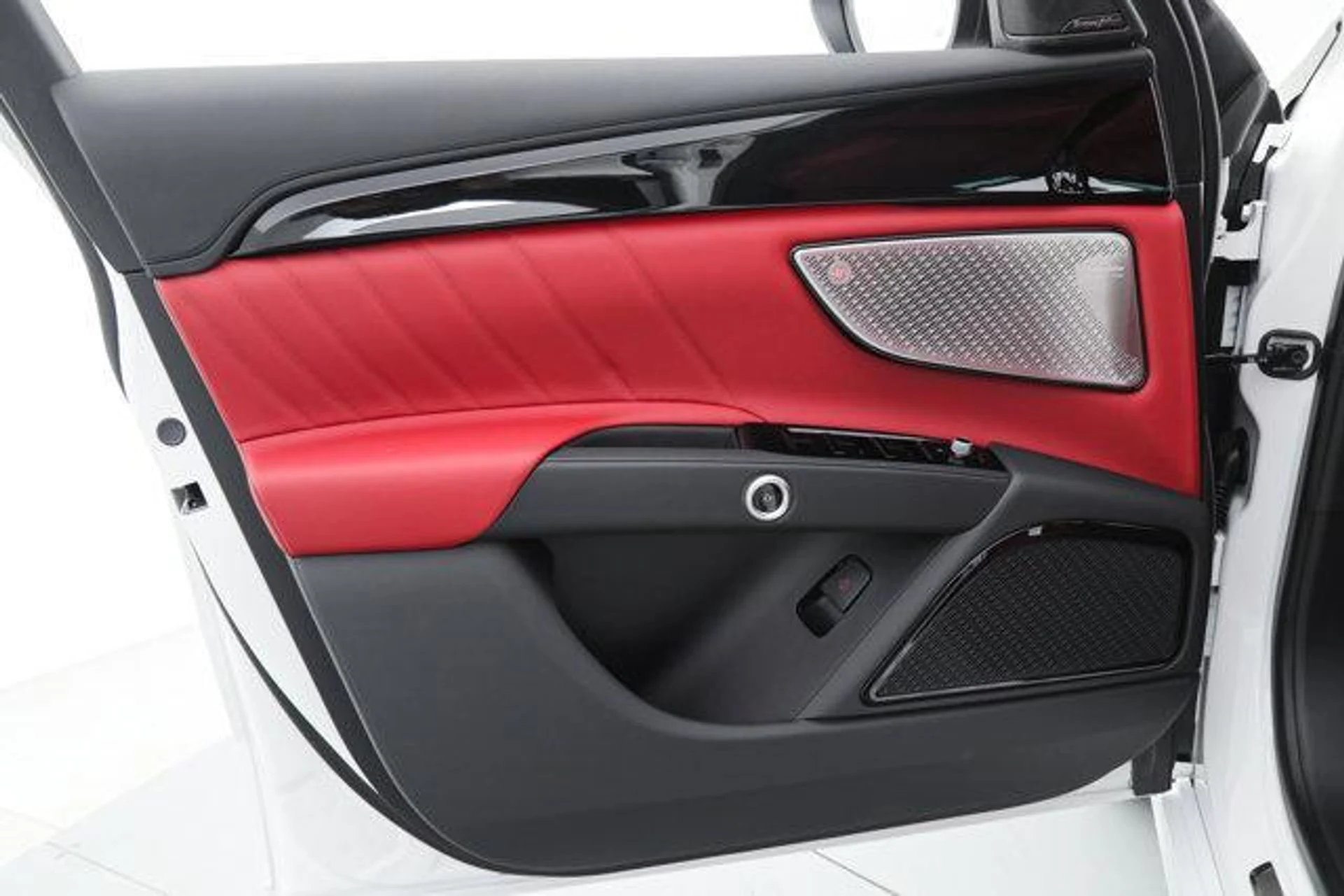 mph015_3898442341_MBQWJ_u_Y9_HS_We7dyu_Ayc_BY_2e_Quc_68a2a27d70