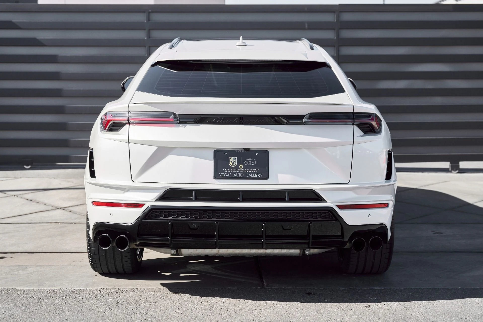 mph015_3906618840_Used_2024_Lamborghini_Urus_S_1769733218_3bcef2bc3c
