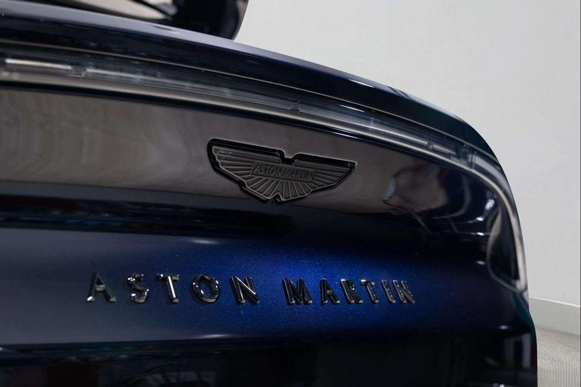 mph015_3909272023_Zz_Q_Wg8_Zp0qx_L_Glaku_Qa_L7g_Awi_CU_40d216ed4e