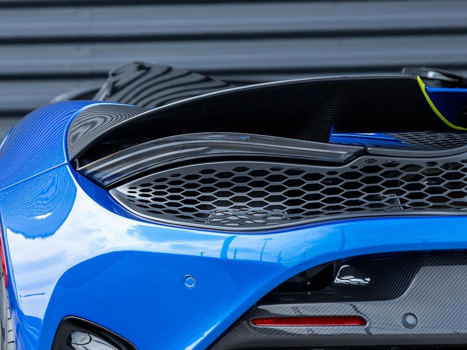 mph015_3918571981_16_b532851ced