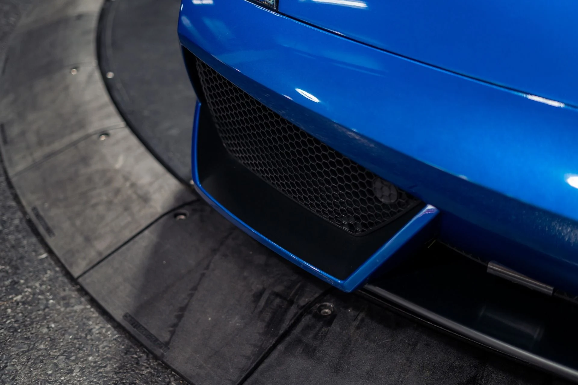 mph015_3919092124_Used_2013_Lamborghini_Gallardo_LP_550_2_Bespoke_Ad_Personam_Blu_Caelum_1784226663_70ec447953