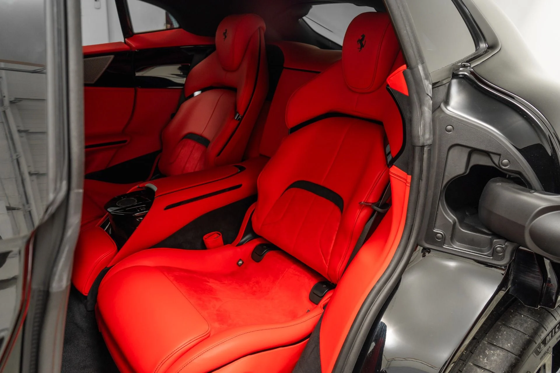 mph015_3925138020_Used_2025_Ferrari_Purosangue_Only_934_Miles_Rosso_Ferrari_Interior_Heated_and_Ventilated_Seats_715_HP_1764626179_fedcc1f9e4