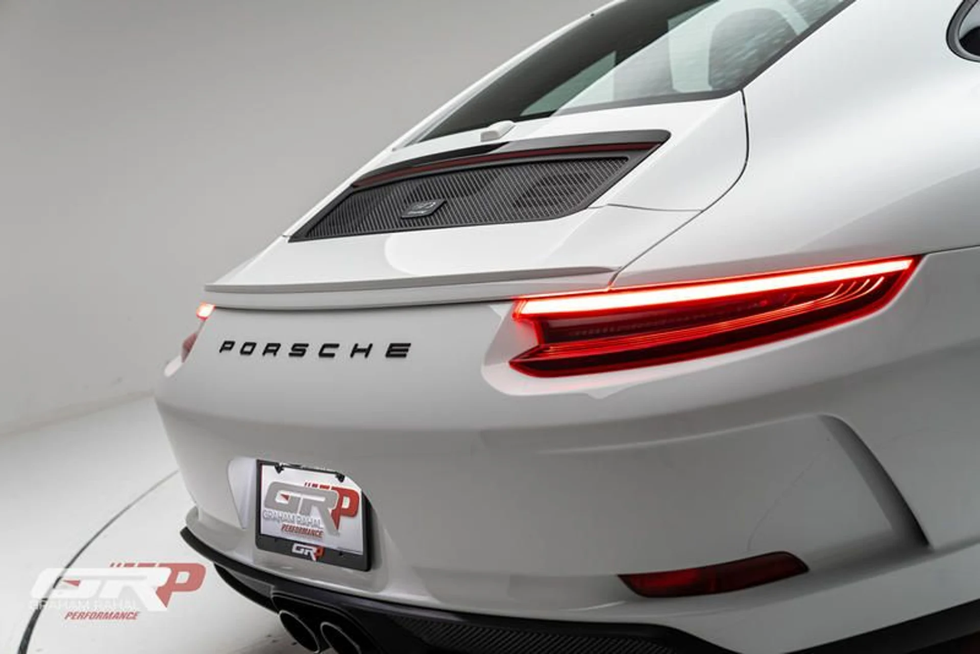 mph015_3928781197_BD_136896_764_F_43_A4_A045_DF_10_C2_D3013_C_912880997d