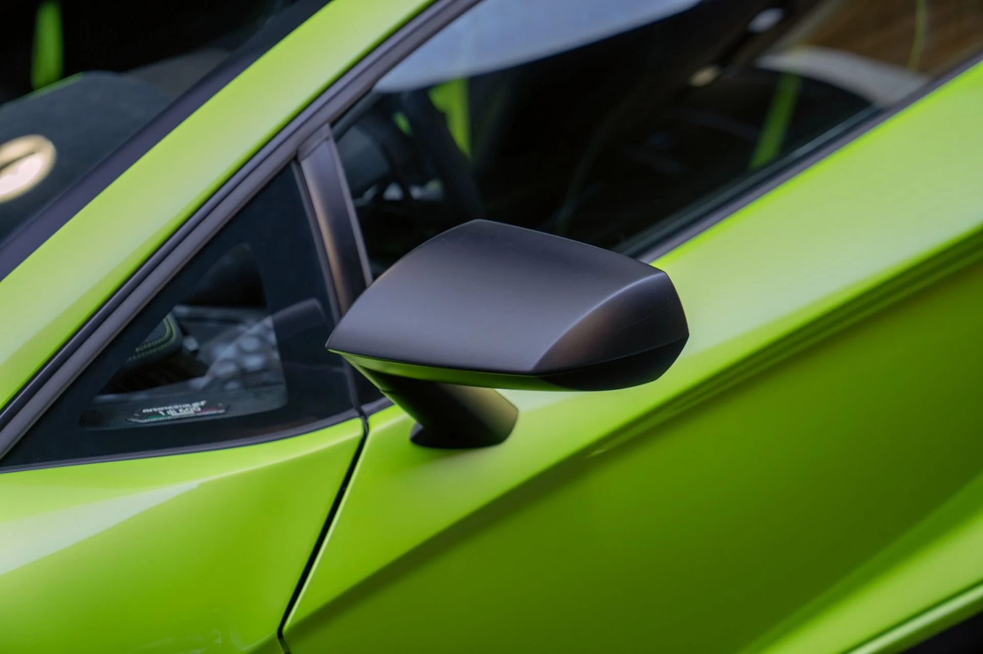 mph015_3937597572_Used_2016_Lamborghini_Aventador_LP_750_4_SV_1791299177_44d679c2cf