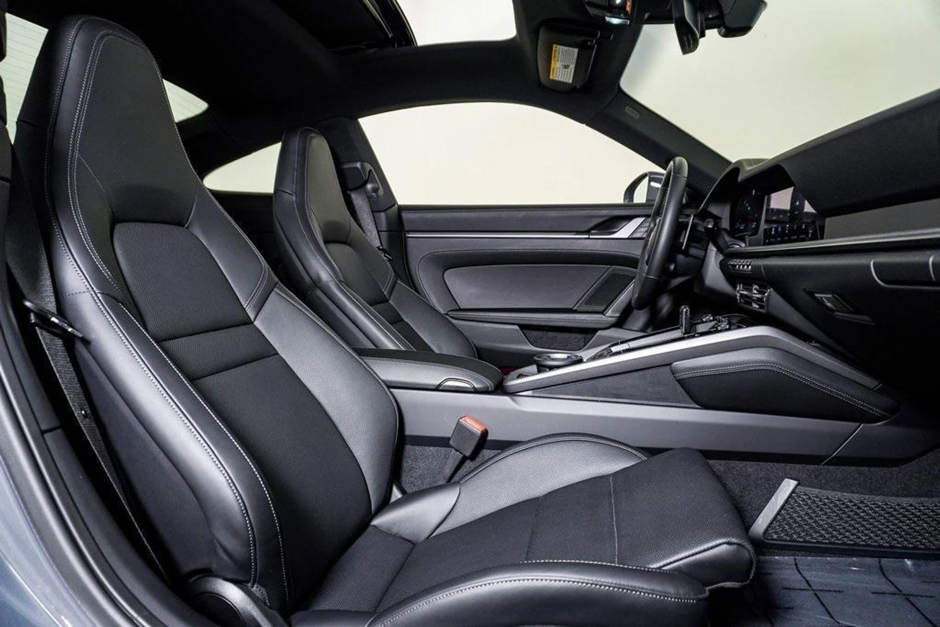 mph015_39382954_P_Mwc_vx_U3t5_Wq_AO_4y6_D_Er_BYZTI_4_0dd7540860