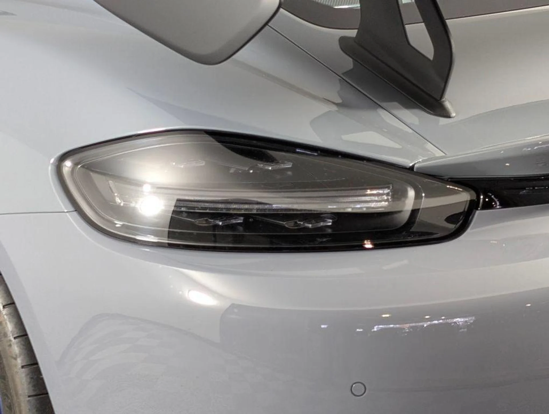 mph015_394470075_Lo_Gi_XGZ_Aqs_O_Jf_Pv_F_i2_SQ_3_F1i0_42daa33261