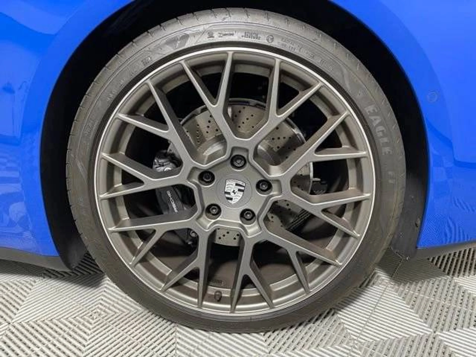 mph015_3949147059_7e4eb8afca4090d07f1e6dec3463c04cx_cc7b280a57