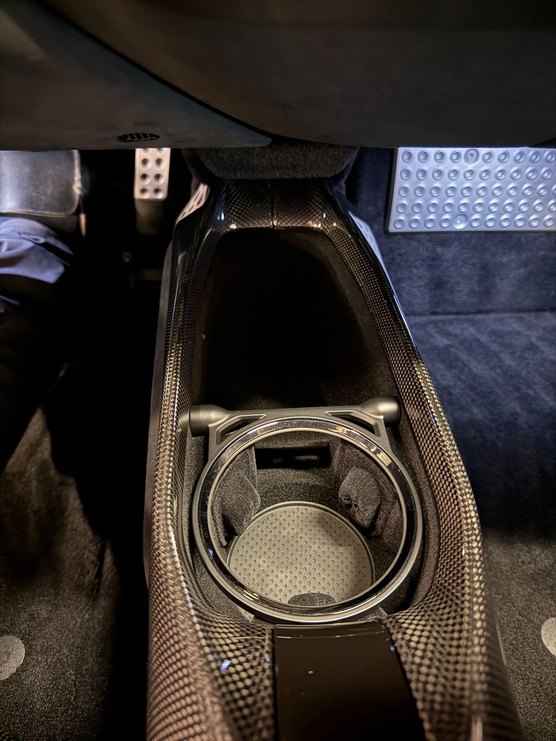 mph015_3949762441_Used_2021_Ferrari_SF_90_Stradale_1770238986_061e5079be