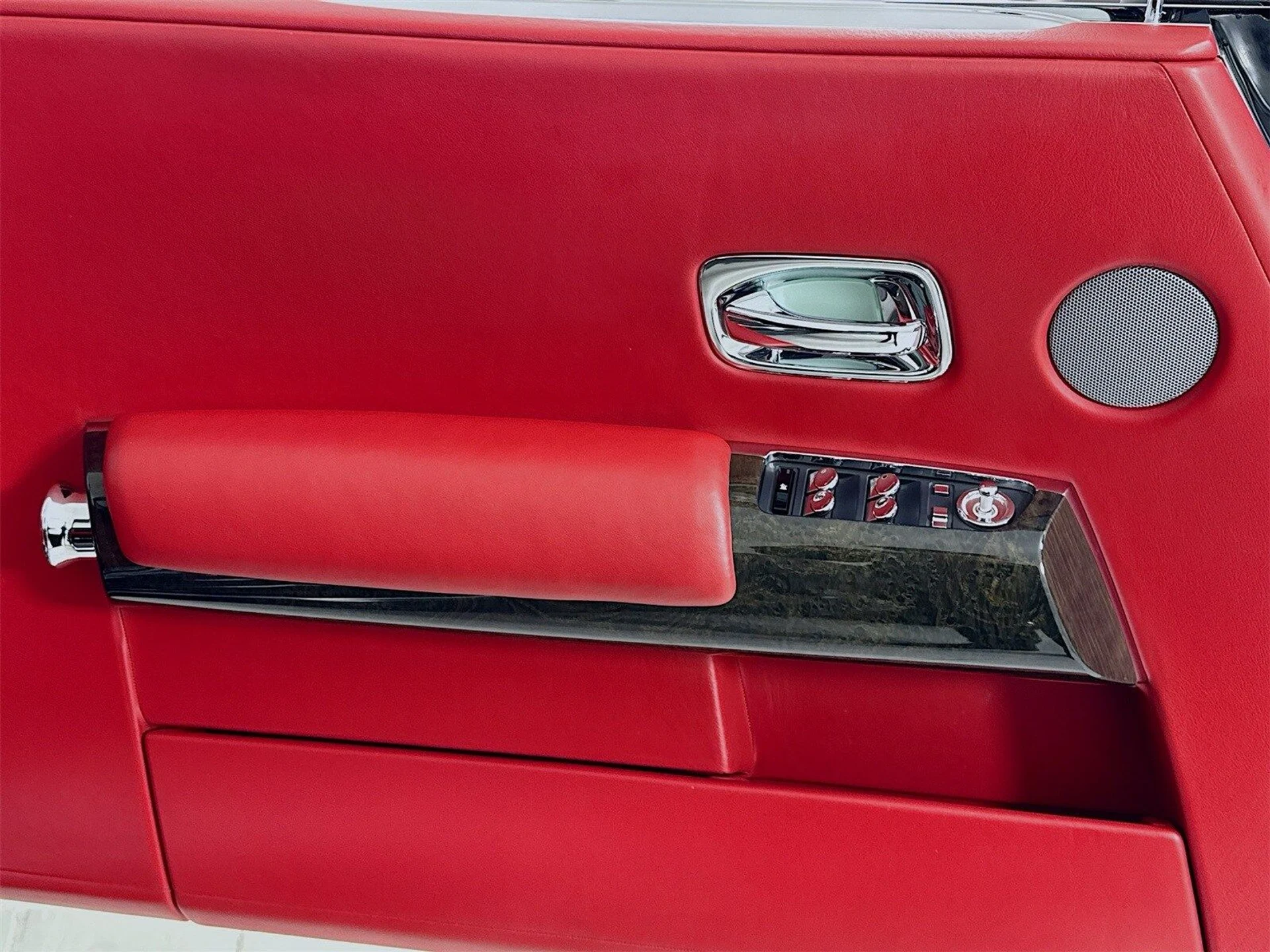 mph015_3954338171_fc3ab54f3d06afd83e95376c63c4552fx_55149a75aa