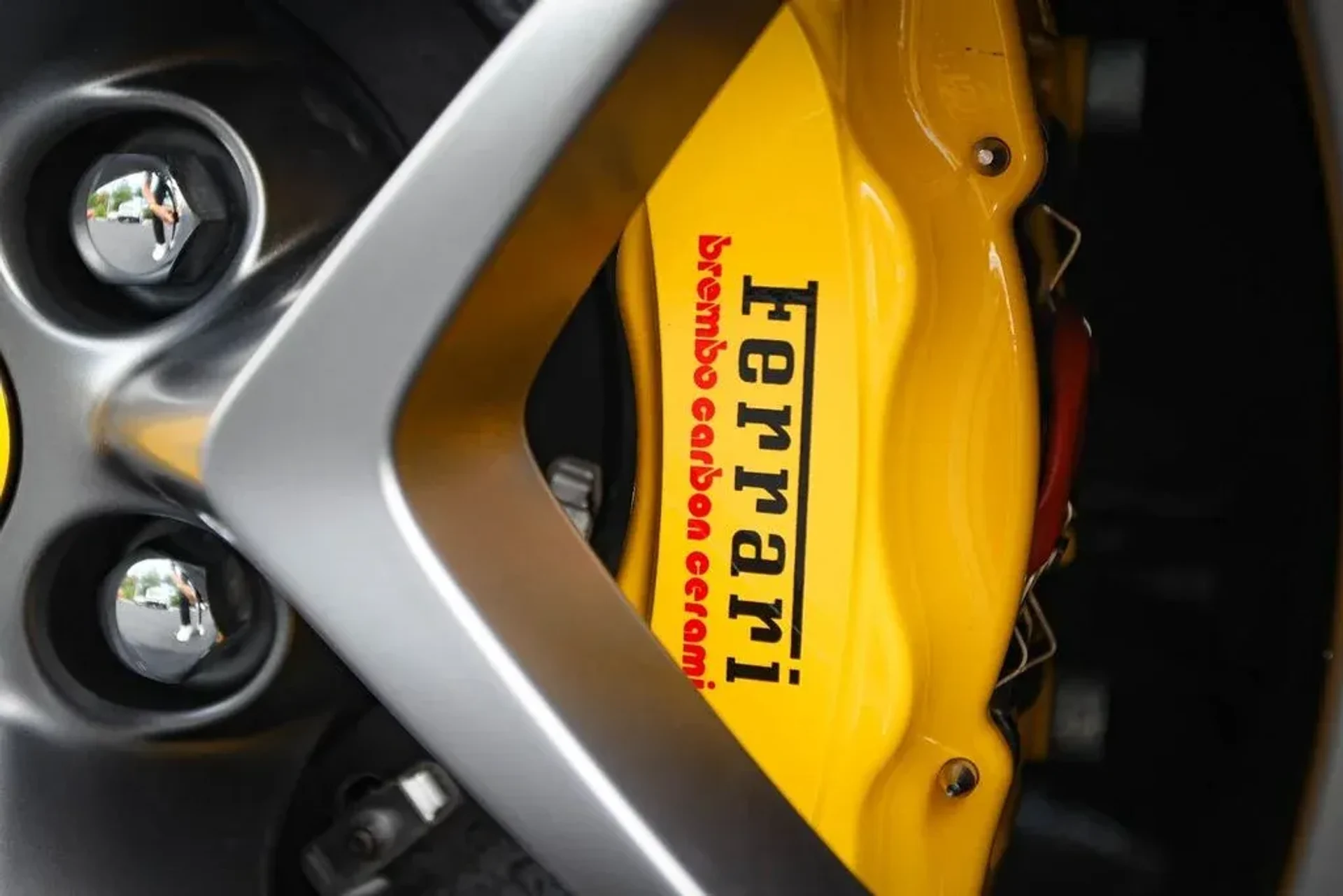 mph015_3965402375_7b48a85565f47d419e4daad58873b283_9677f53325