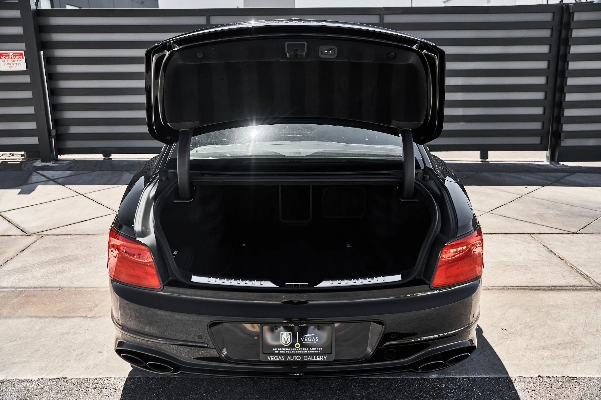 mph015_396575193_Used_2024_Bentley_Flying_Spur_1782150639_8be4db9f2d