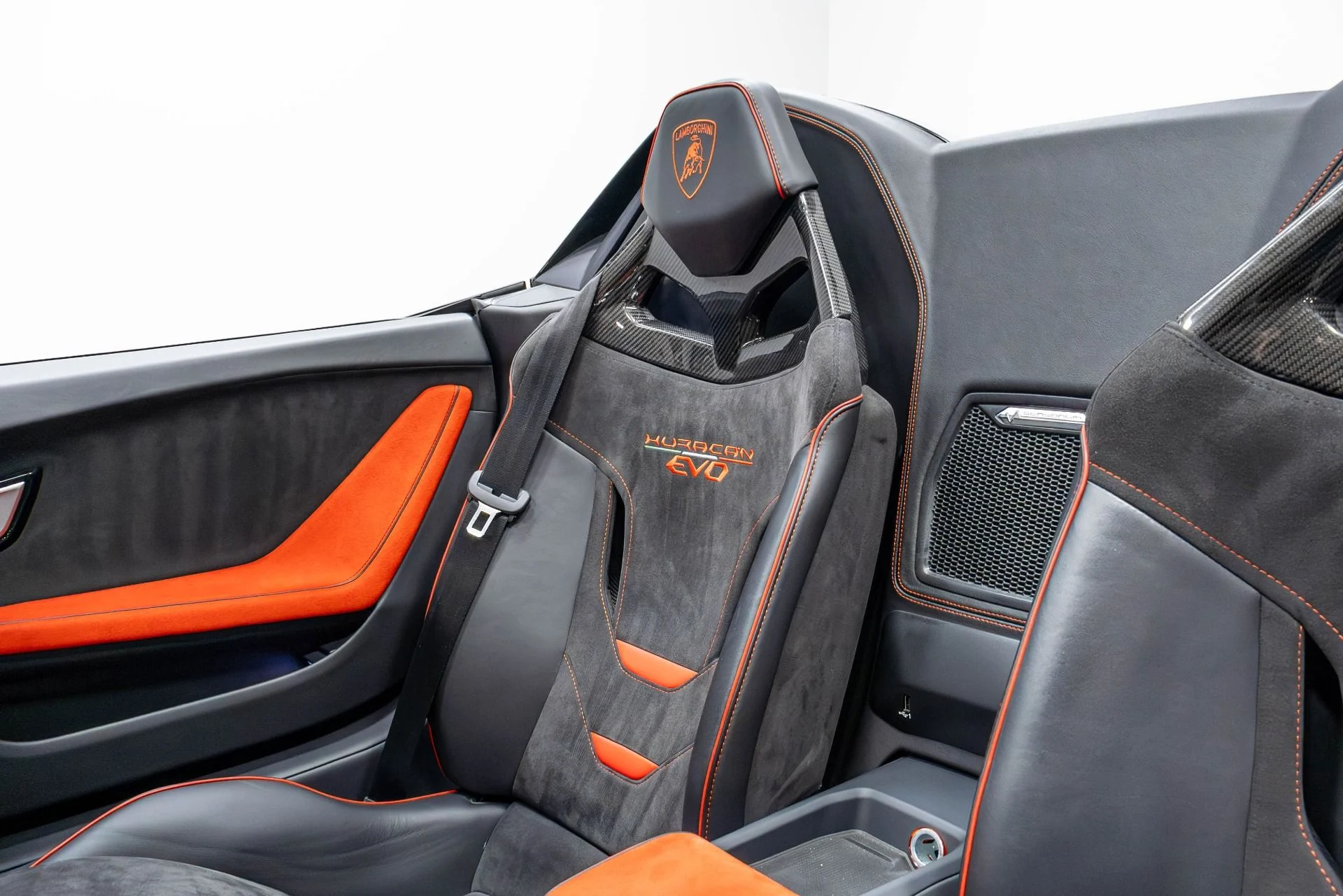 mph015_3966107808_Used_2021_Lamborghini_Huracan_EVO_EVO_Spyder_1780949077_a3949c424e