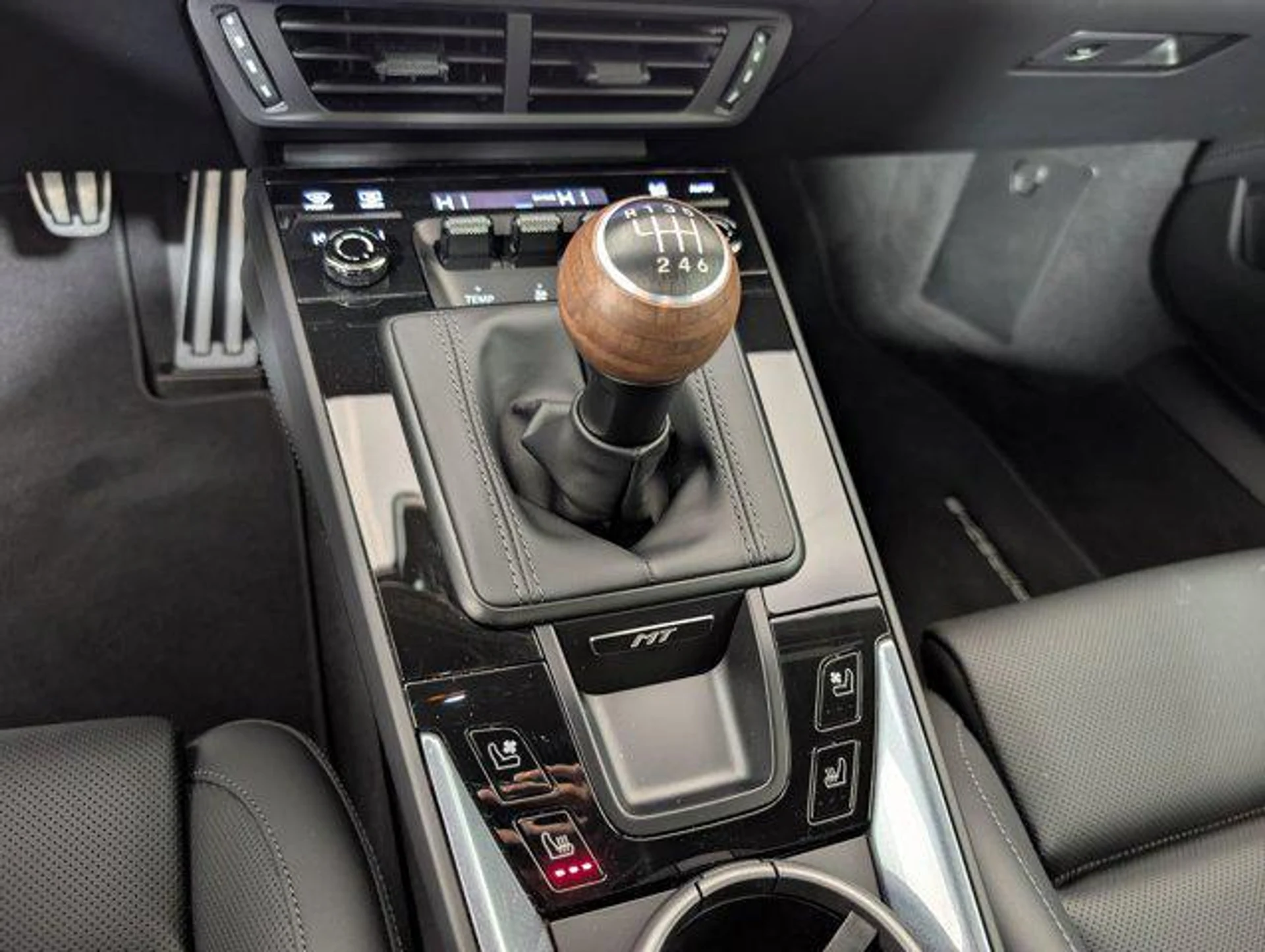 mph015_3967512466_L_Qf_Ryy_K2_W_n_X_Rgma2_WP_Ru_GQ_Nc0_395ee08ba5