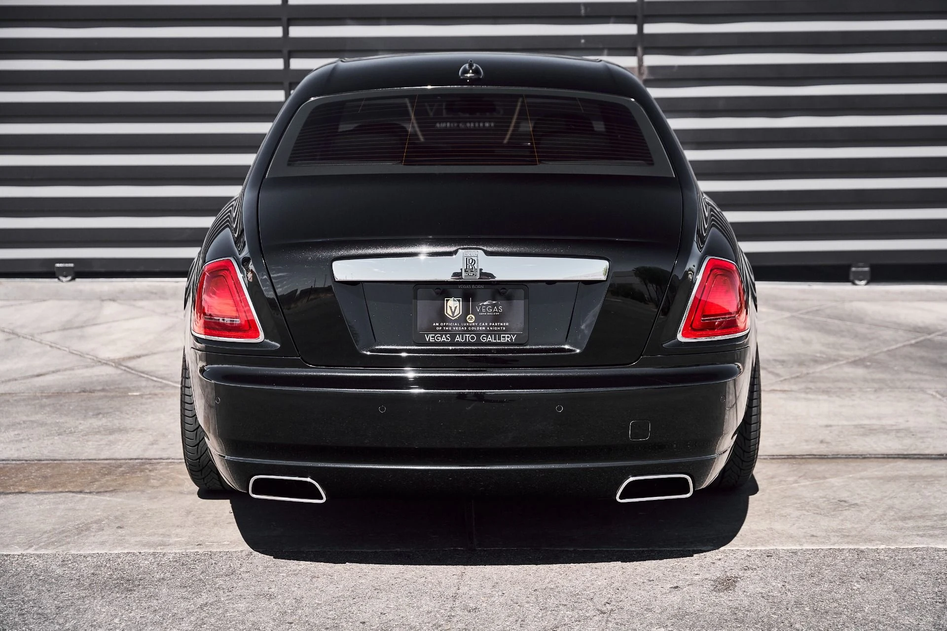 mph015_3976127215_Used_2014_Rolls_Royce_Ghost_Base_1781025937_c43ea14d08