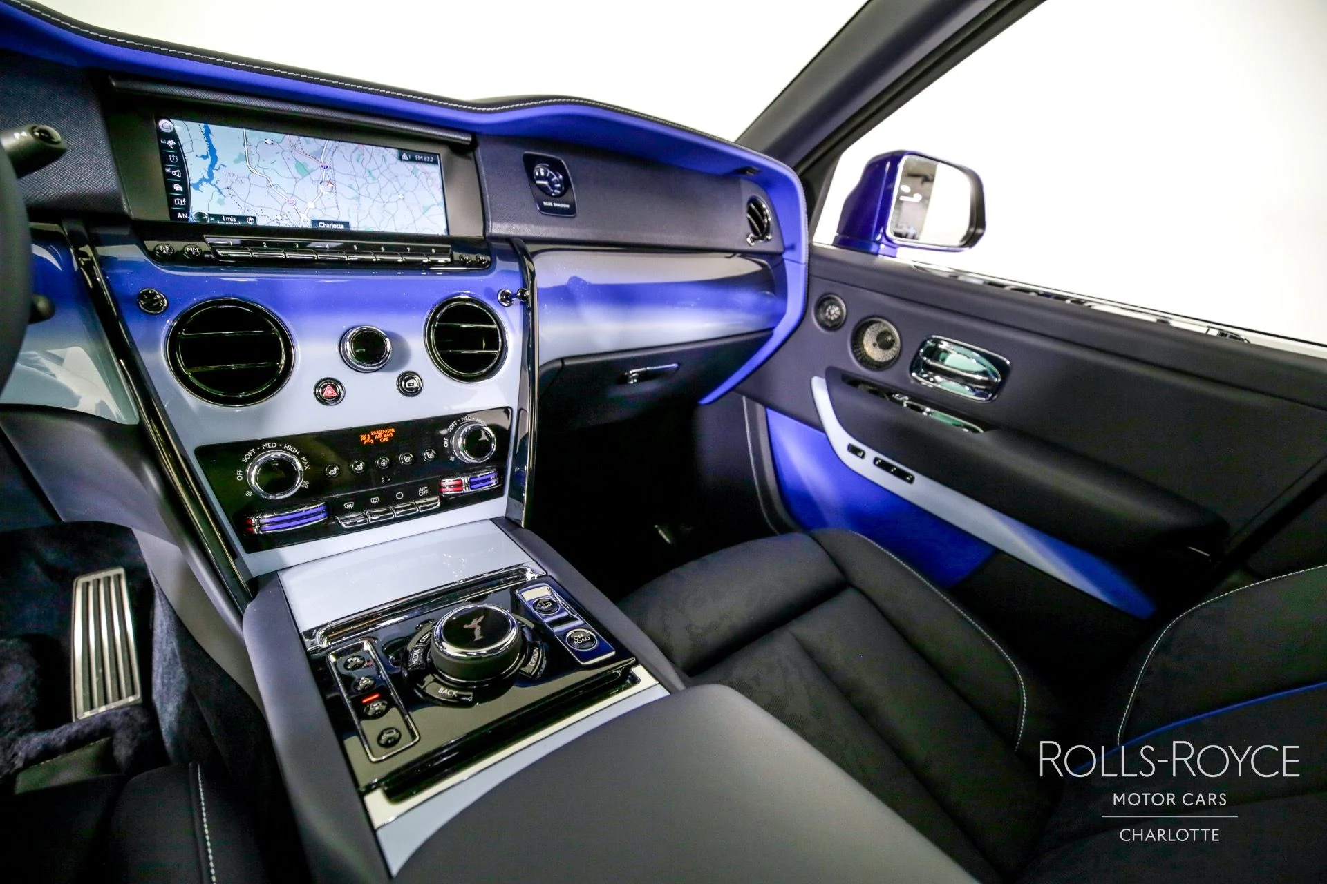 mph015_3976585046_Used_2024_Rolls_Royce_Black_Badge_Cullinan_BLUE_SHADOW_1726069494_2af659a968