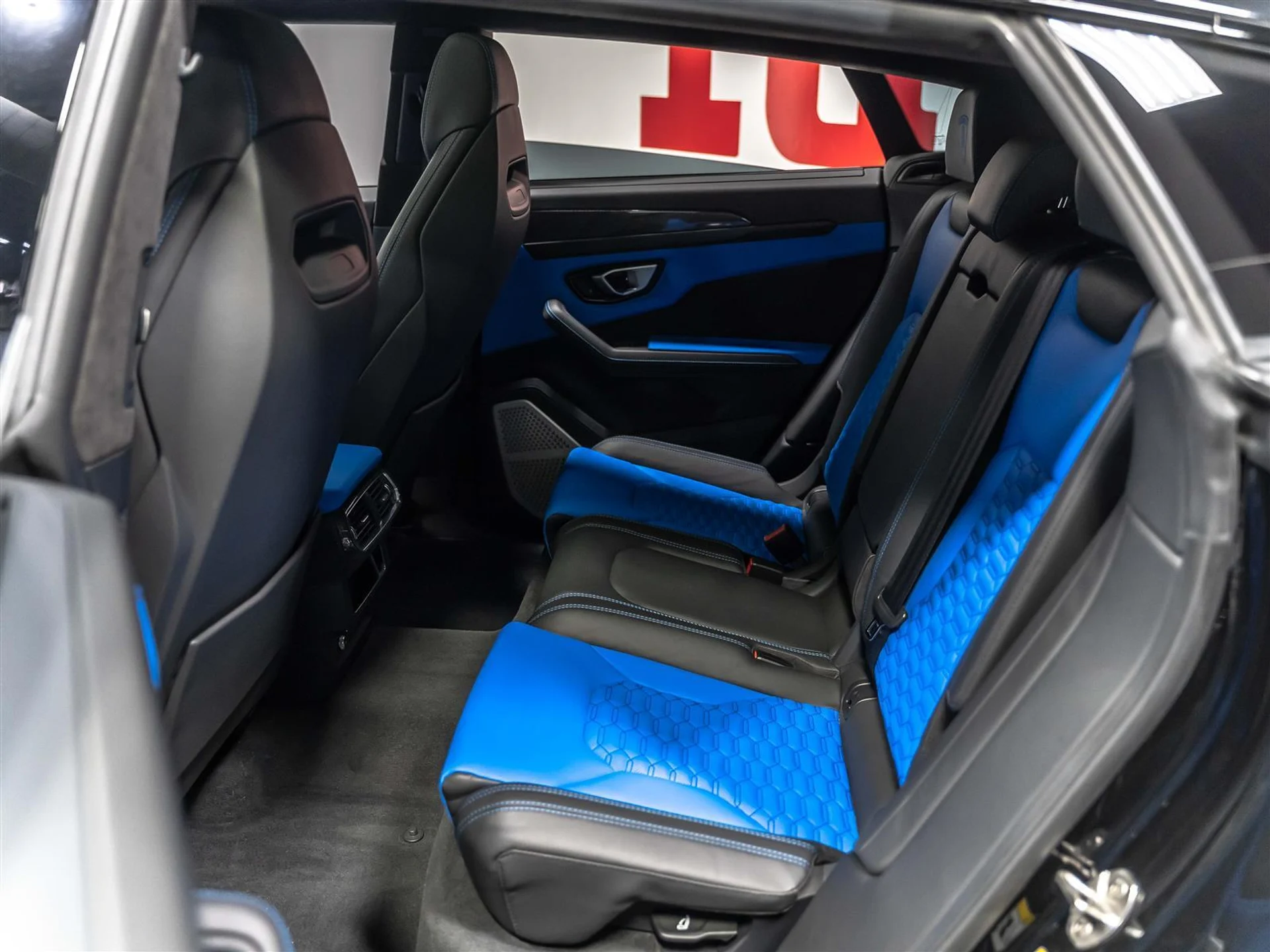 mph015_3980039472_f3ad7fc3_6cbc_4d95_addc_039154597efd_ad94b86383