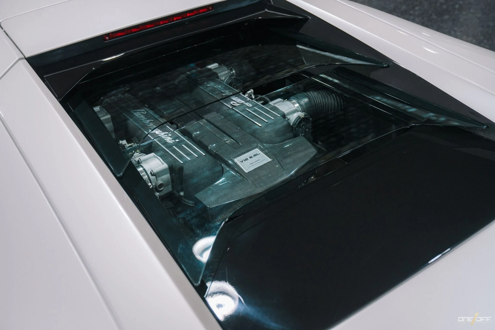 mph015_398741130_Used_2009_Lamborghini_Murcielago_LP_640_in_Balloon_White_over_Red_Interior_w_Front_Lift_1754600274_e44714b713