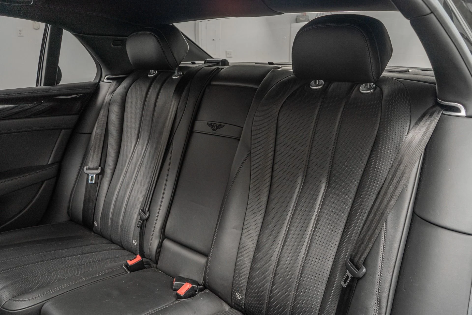 mph015_3990267200_Used_2015_Bentley_Flying_Spur_W12_1759873235_d11a3beeb3