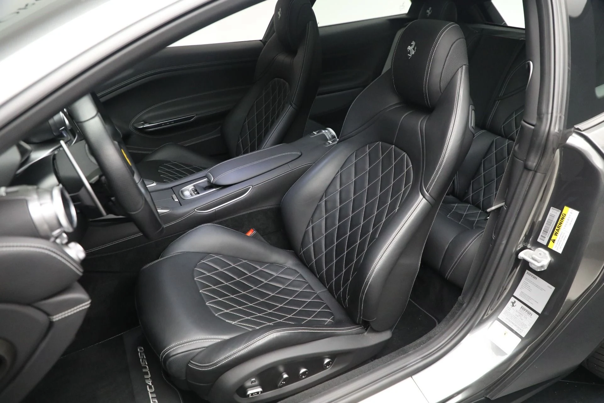 mph015_3991899742_Used_2019_Ferrari_GTC_4_Lusso_1731632886_d1d73a1140