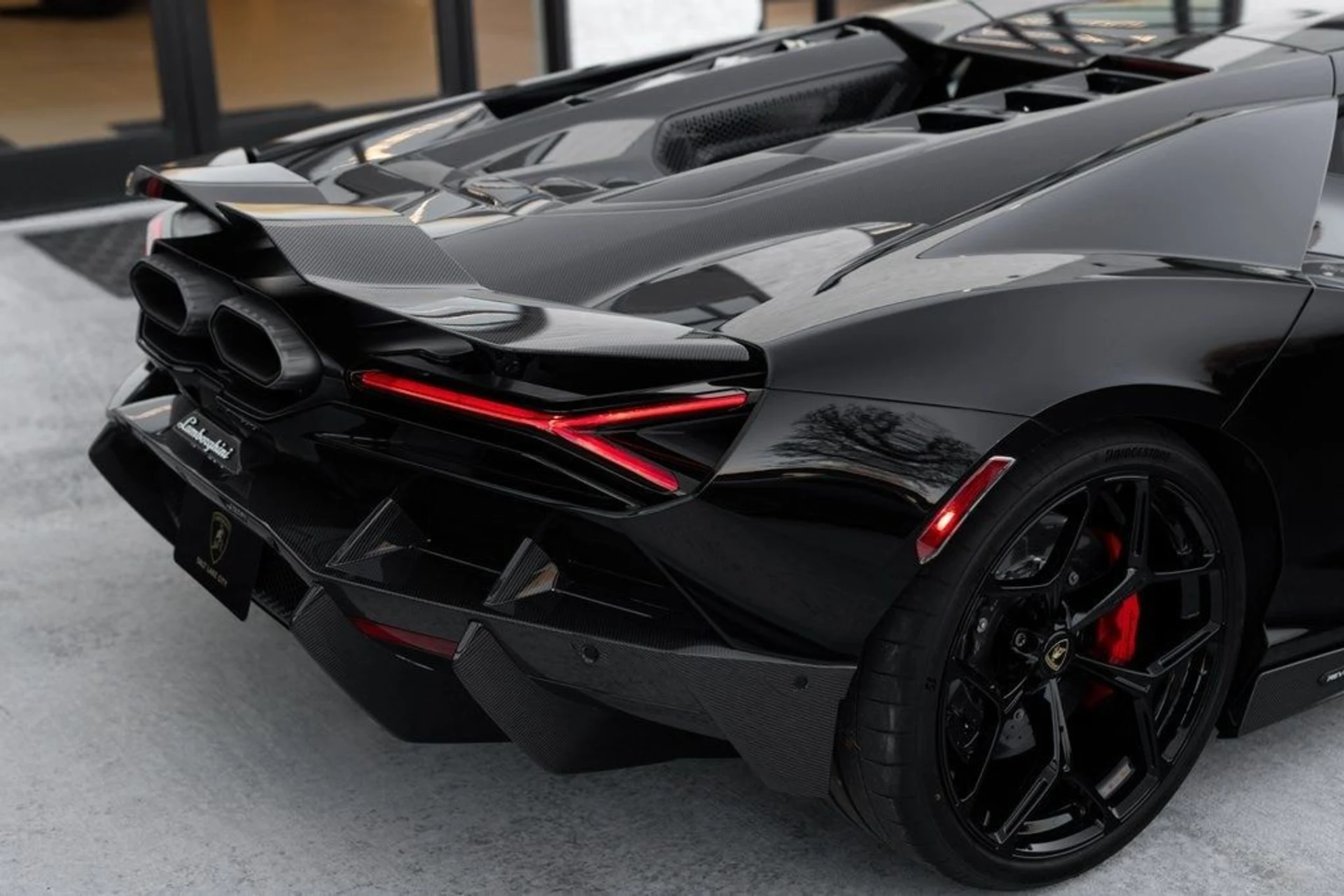 mph015_3996460628_da3b8d1be3b390f0e789c2a9d12564a4x_02deb112d2