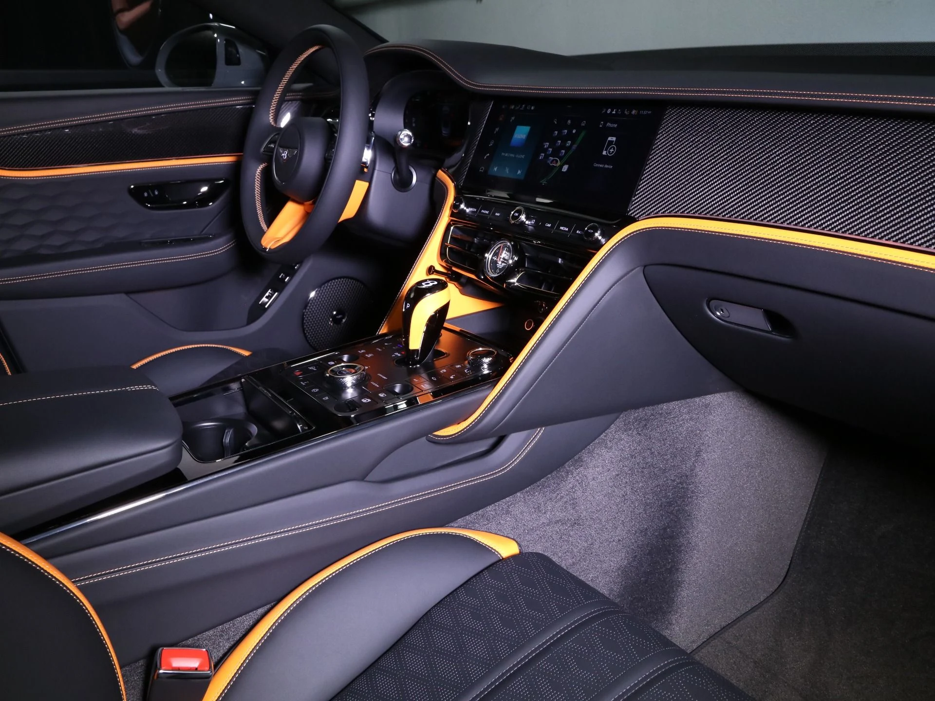 mph015_3996983151_New_2025_Bentley_Flying_Spur_Speed_1756397611_9a9404dec4