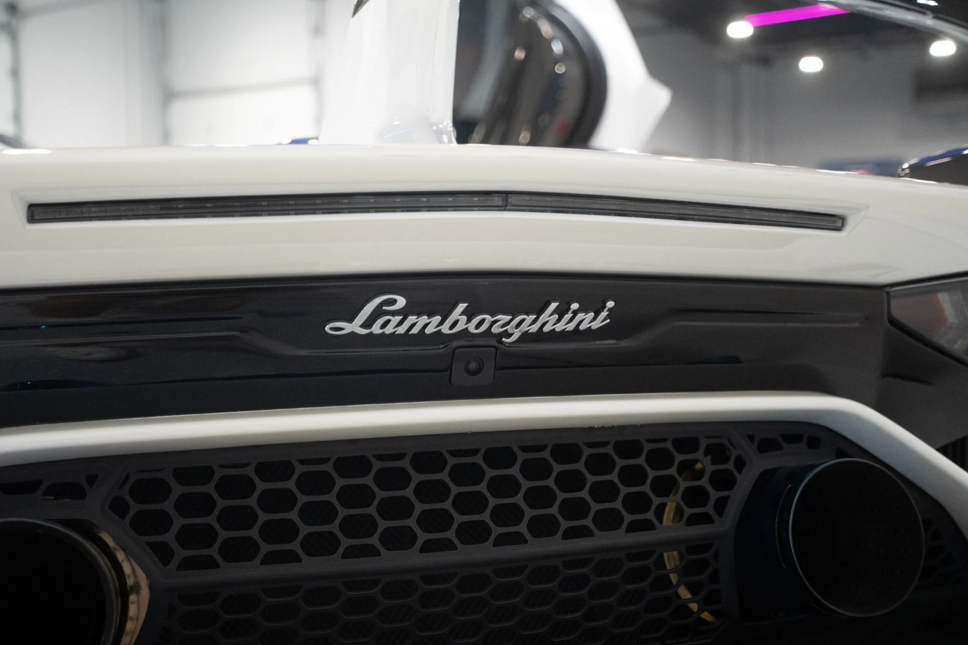 mph015_4001125300_Used_2020_Lamborghini_Aventador_LP_770_4_SVJ_1784235565_dafd2a4fd4