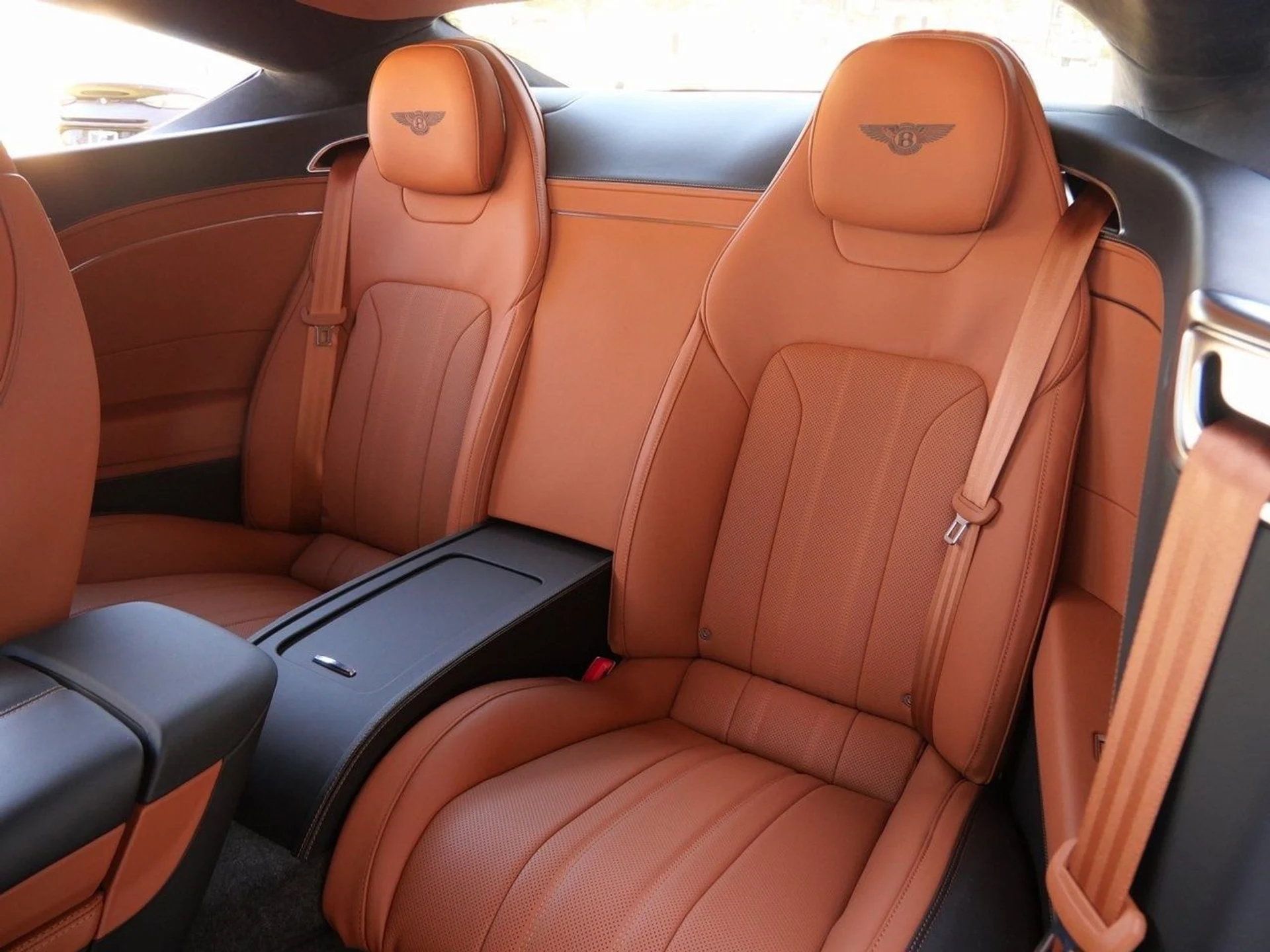 mph015_4013225571_b6b12e5adf1826bcb6796b53821584dax_2a9937d39f