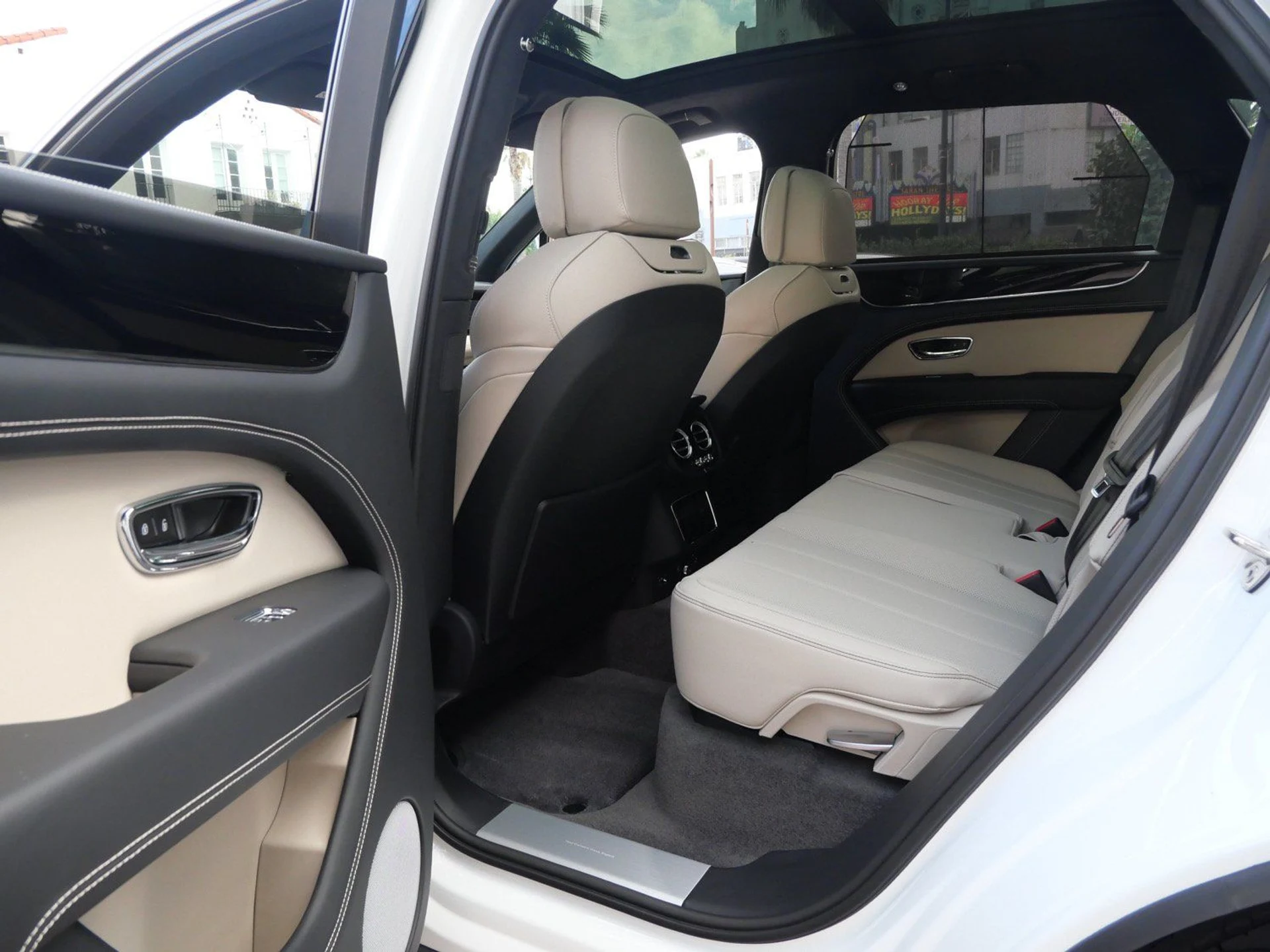 mph015_401553561_376db36d9caf3534ddb0d669df137f72x_f49af5fd3e