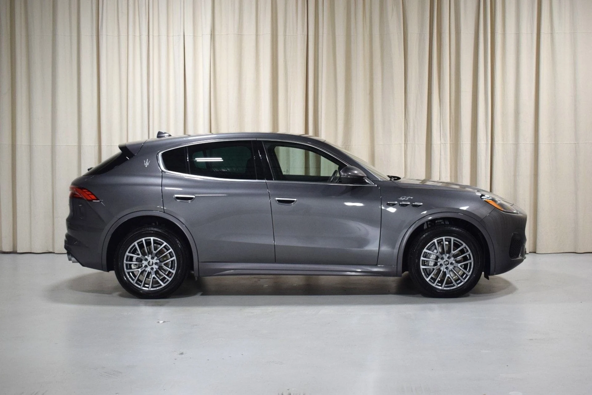 mph015_4027314744_b524d31b3f89dc4e2a5f5a1286ba9a85x_7cc57627f1