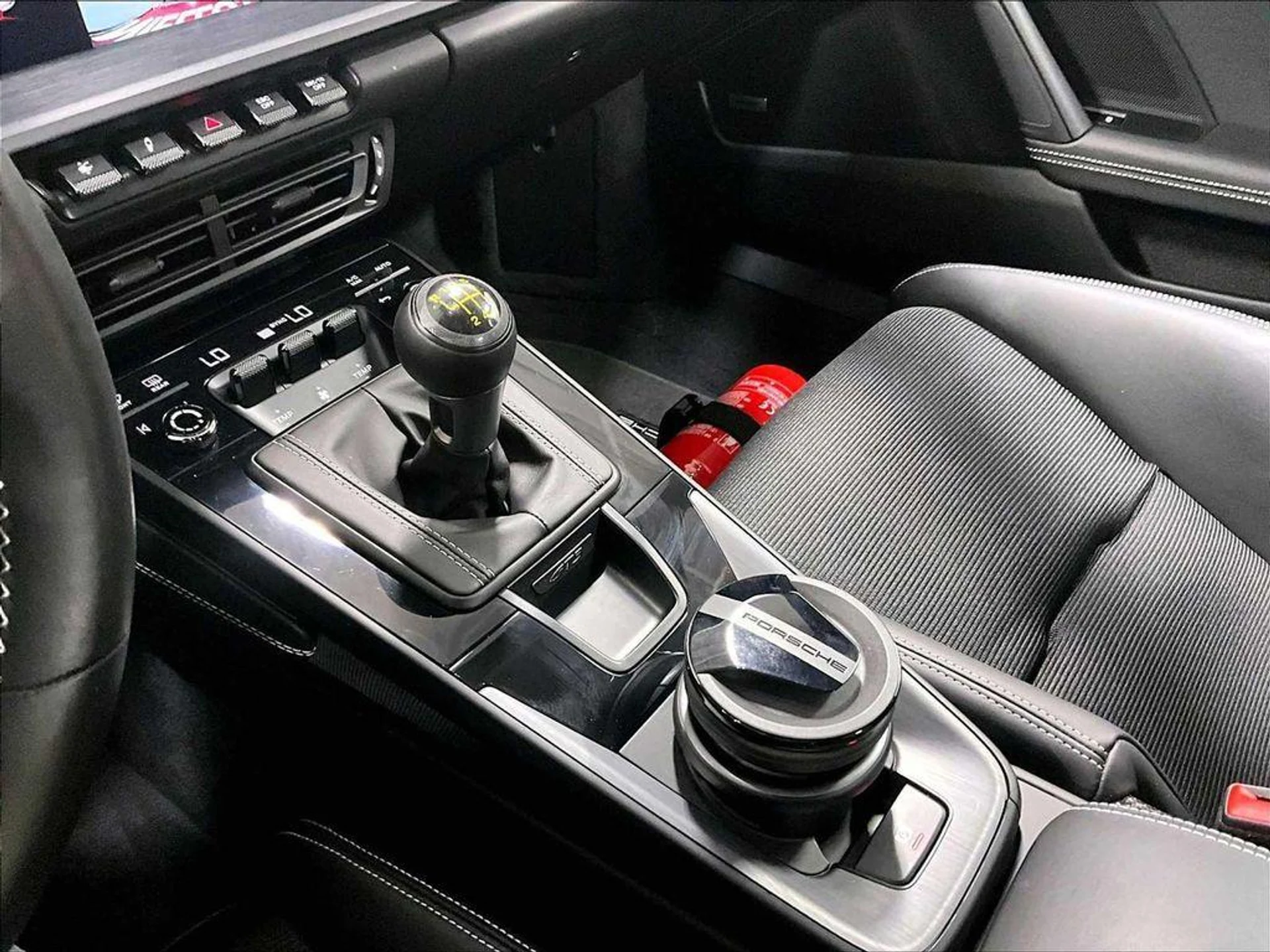 mph015_4032841934_W0_Vd_Lj_E_LS_Wu7zs_R_Ut1_RJIA_Lp4_Y_b50ffda91c