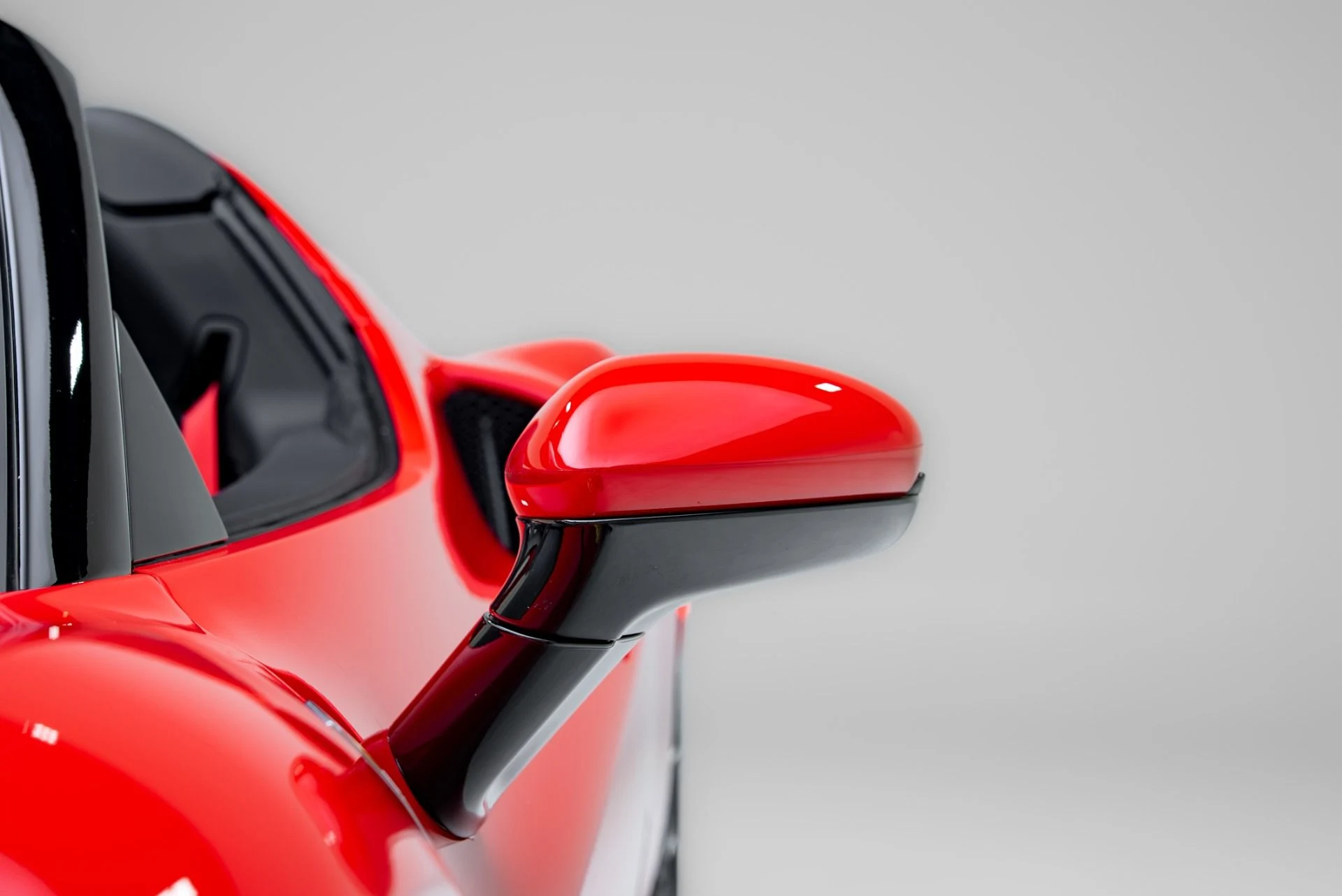 mph015_4041853725_Used_2023_Ferrari_296_GTS_1776370037_80e99528c9