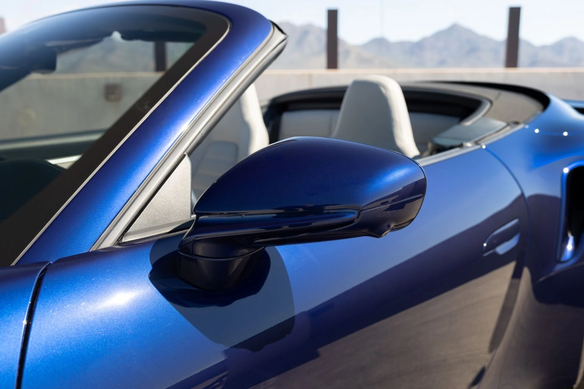 mph015_4046226041_Used_2023_Porsche_911_Turbo_S_1792529936_c7b49b39e0