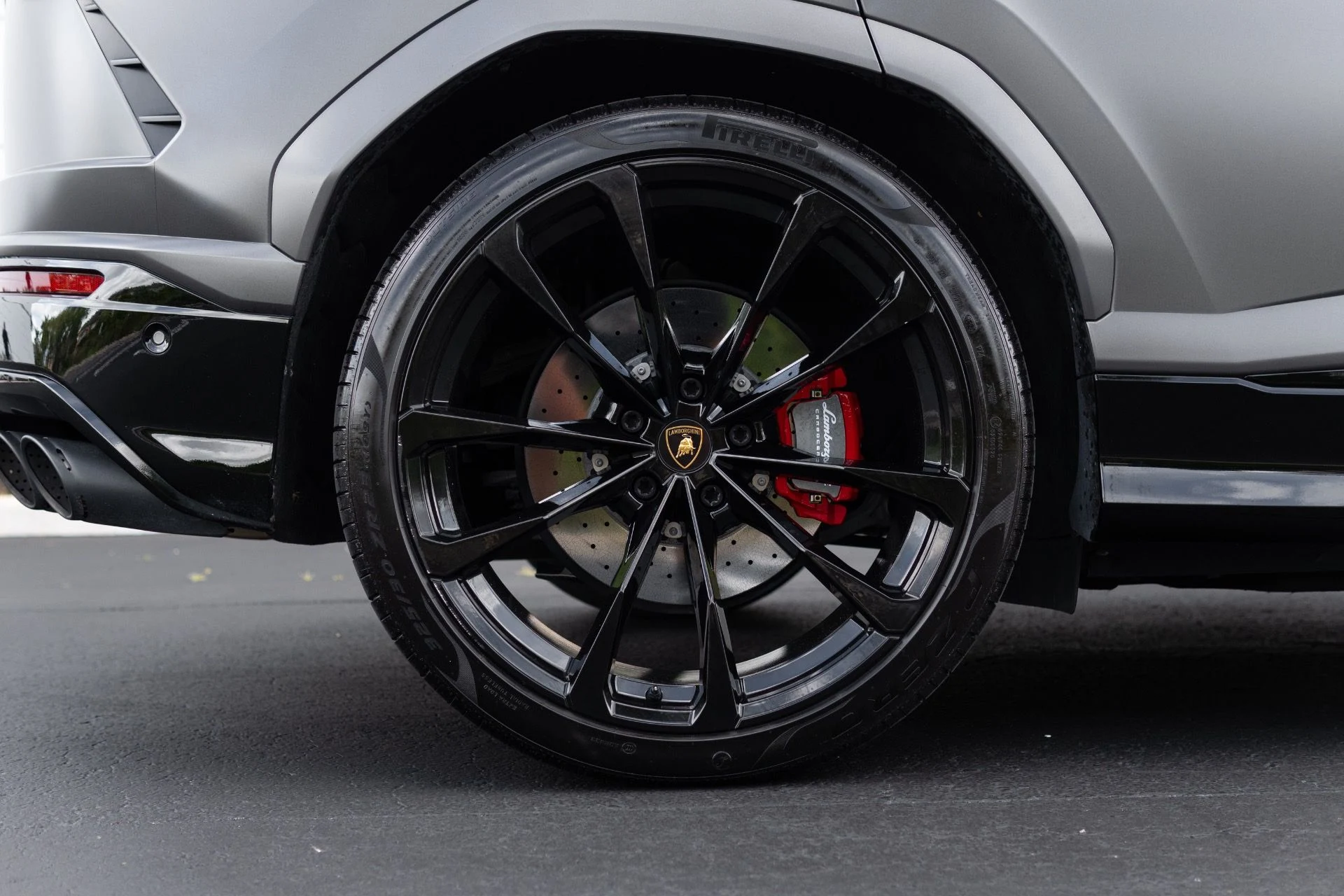 mph015_405106785_Used_2022_Lamborghini_Urus_1773951394_171cce6258