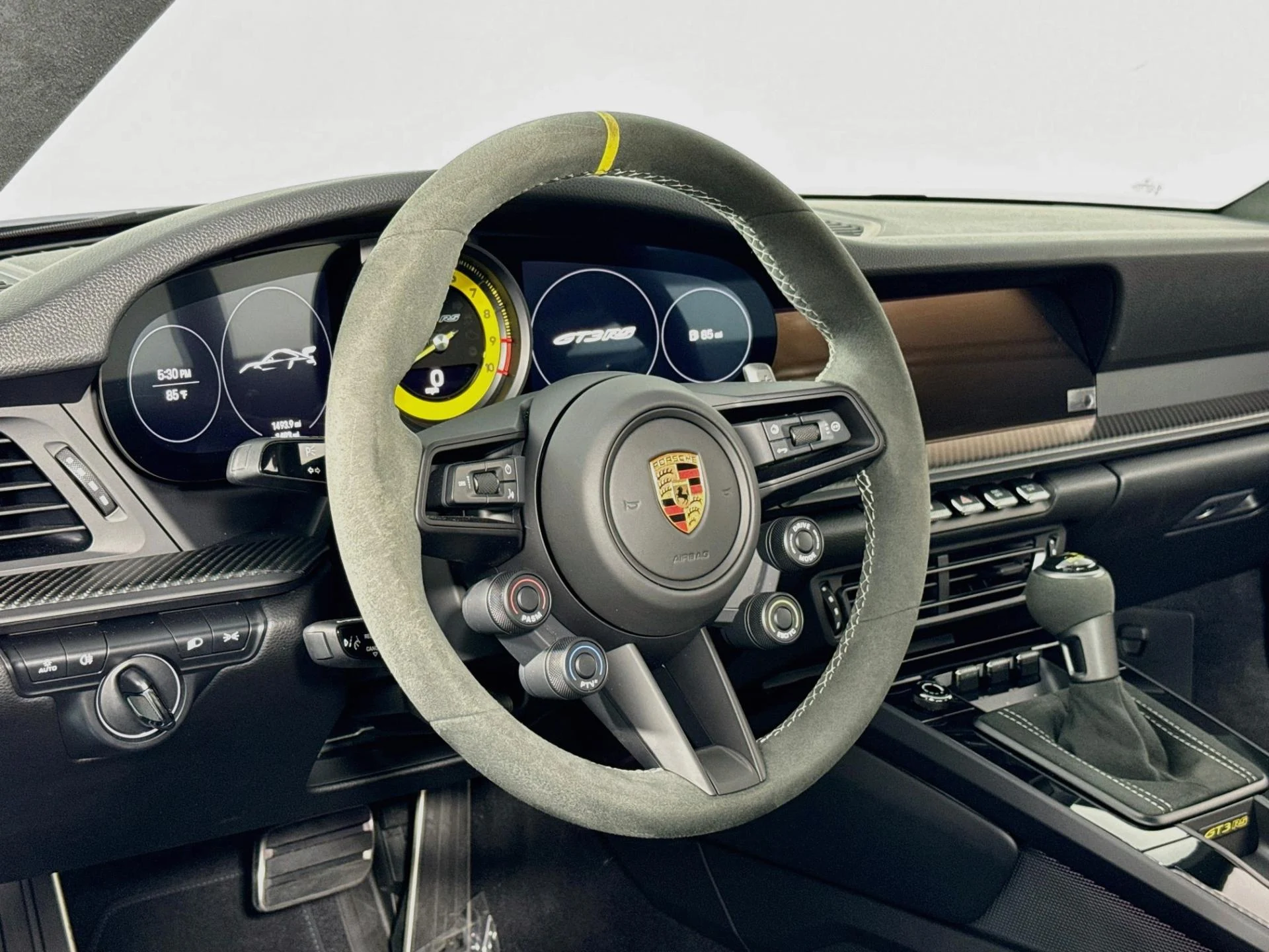 mph015_4051563630_Used_2025_Porsche_911_GT_3_RS_1786072474_49e5ffcabc