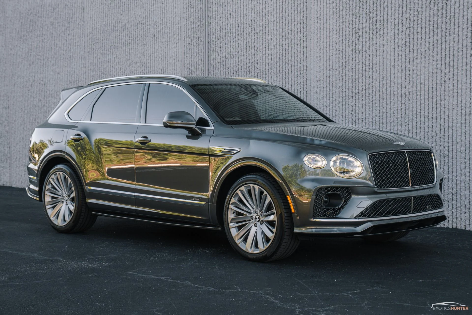 mph015_4056372328_Used_2021_Bentley_Bentayga_Speed_w_Naim_Audio_FULL_PPF_Warranty_Until_2027_1760391150_105d6e49e6
