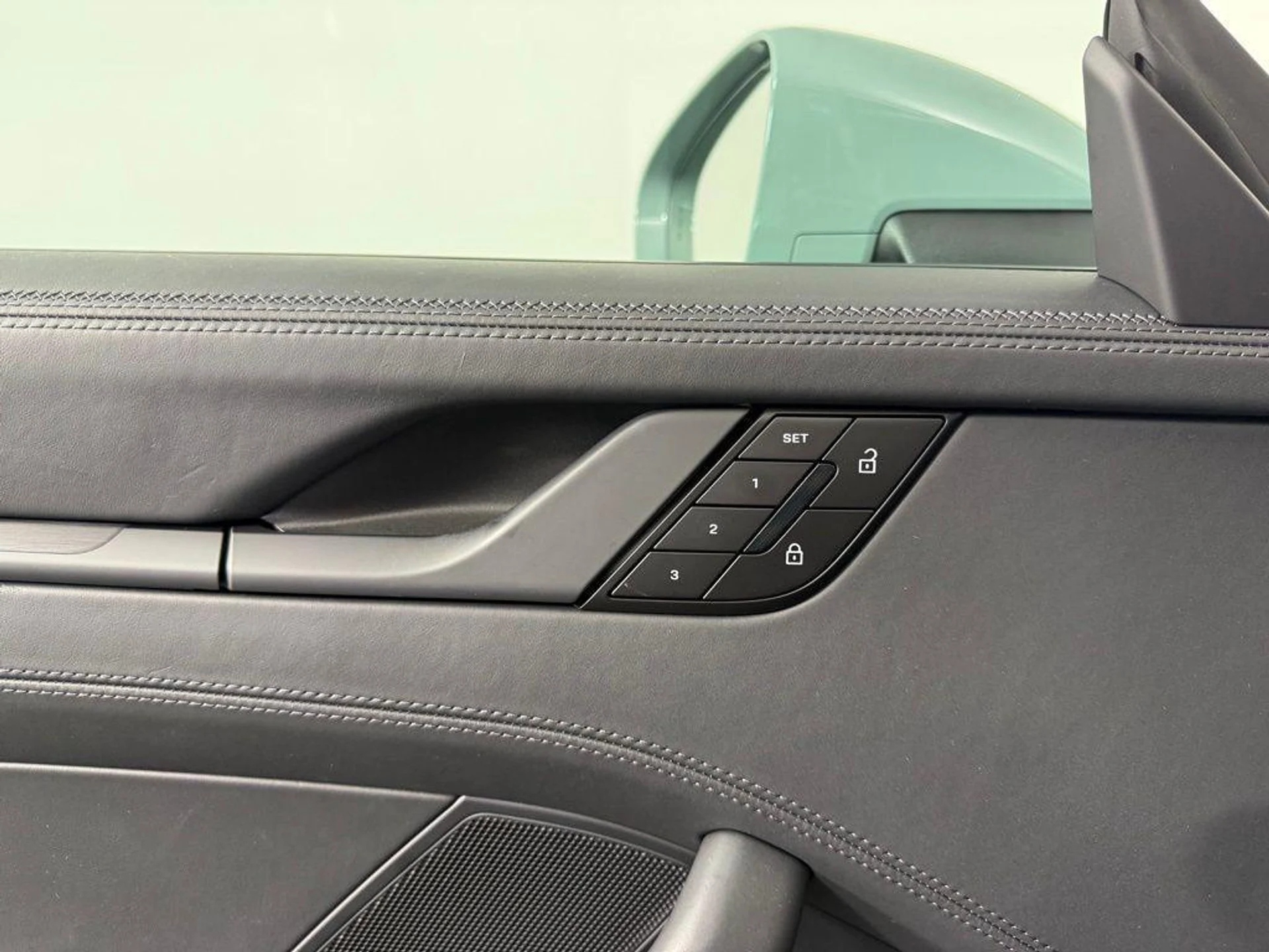 mph015_4063983972_pjjalftp_DHPL_Ng_Qwi_Qvqz9dno_P0_90dff74779