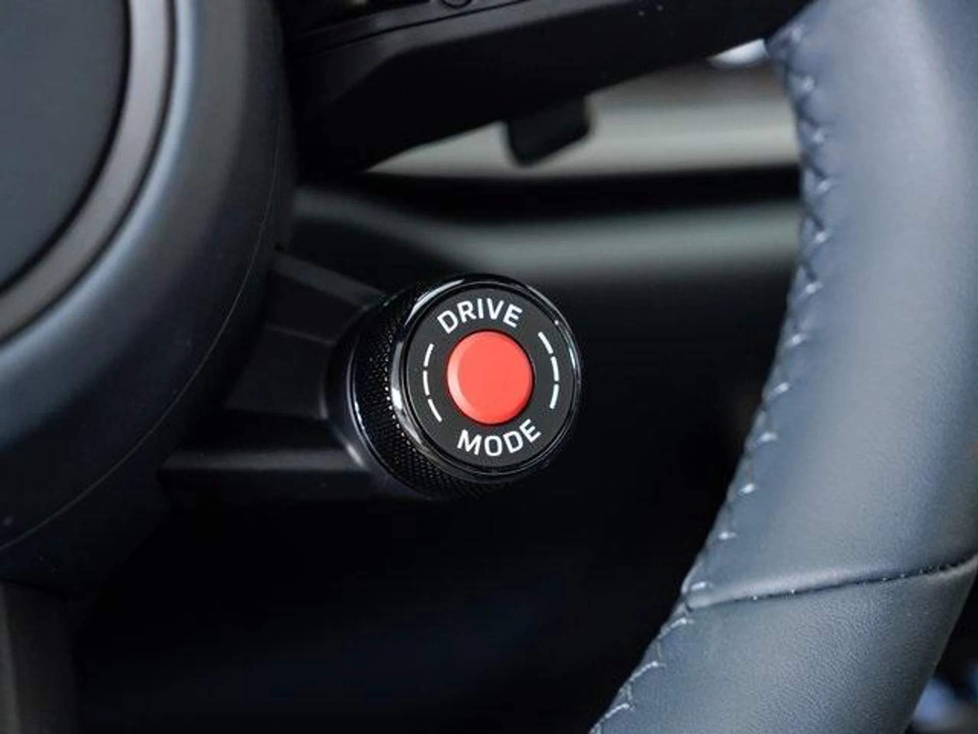 mph015_4066337792_HM_1mgmt7_Arfm_XG_Ps_Qm_TW_fr_Fs_ac313cc2a7