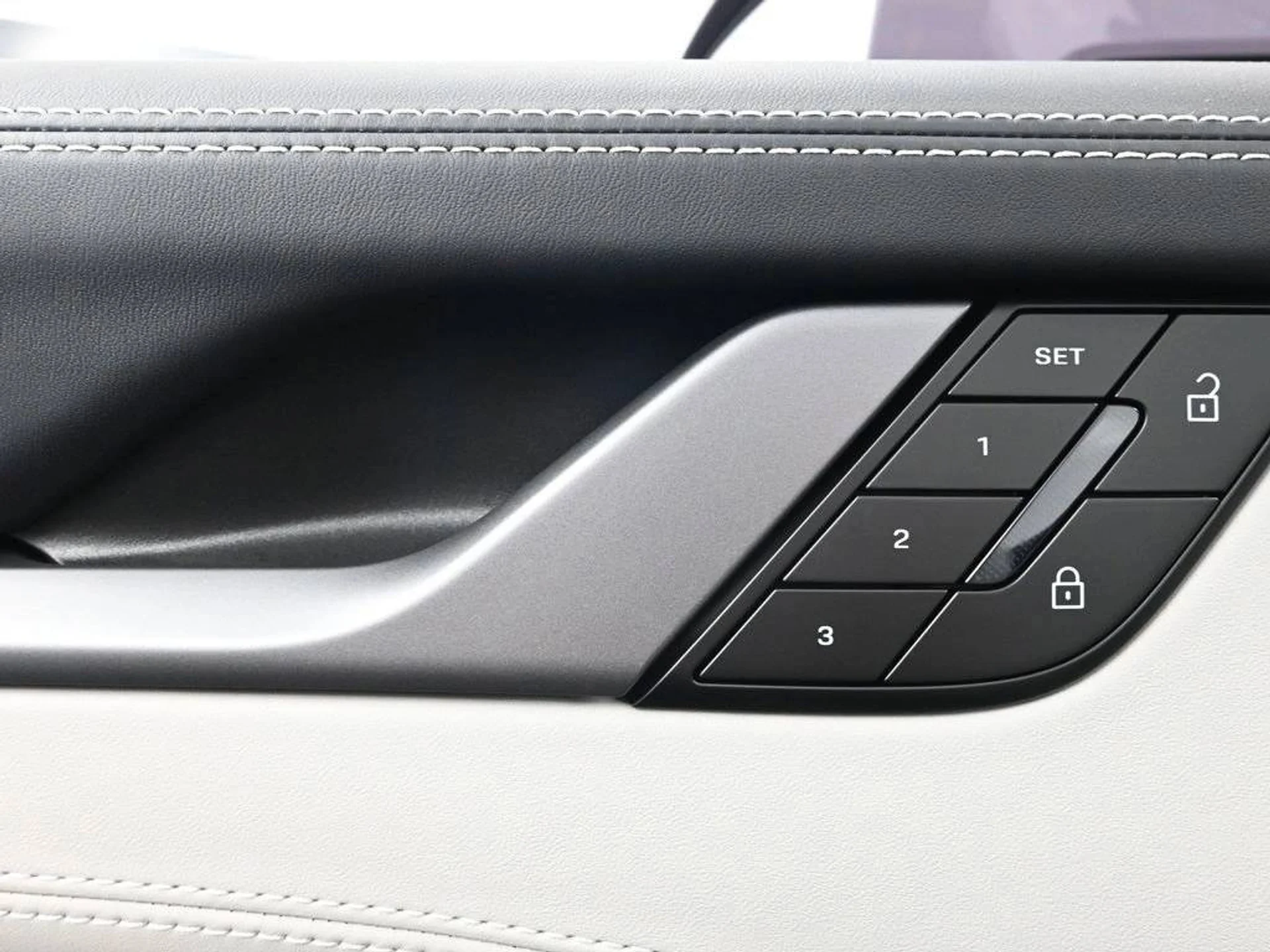 mph015_4071784201_5bd03636f88b31dfc5c4805ab4c0c0cbx_f56bfcd60b