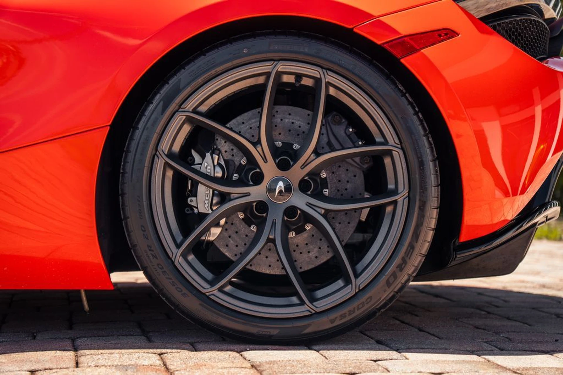 mph015_407618282_ed457fb5810662540277167b42263d23x_5d5c23f11f