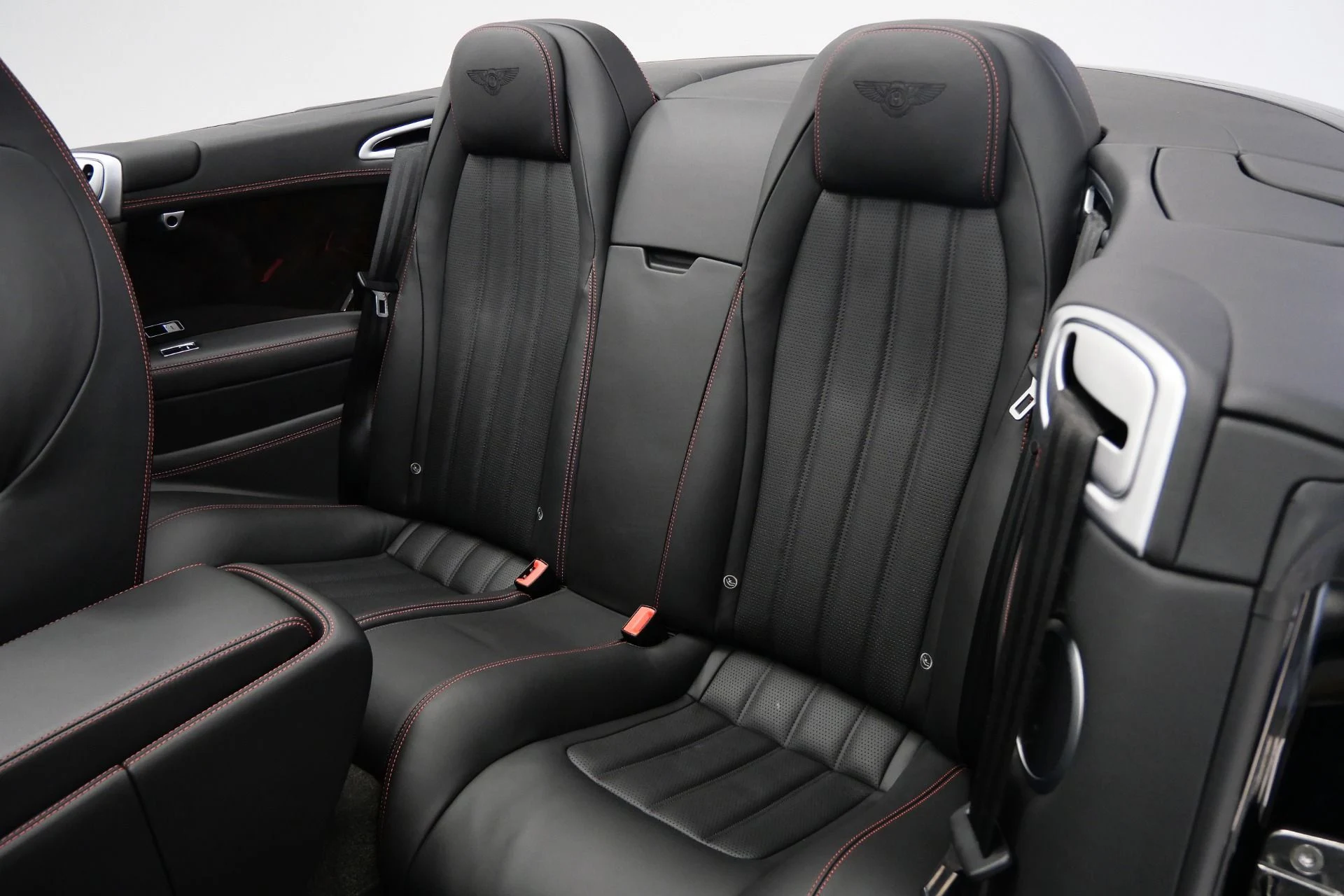 mph015_4080574866_Used_2014_Bentley_Continental_GTC_V8_S_528_Horsepower_Heated_and_Ventilated_Seats_1779224405_4ad14a4bf6